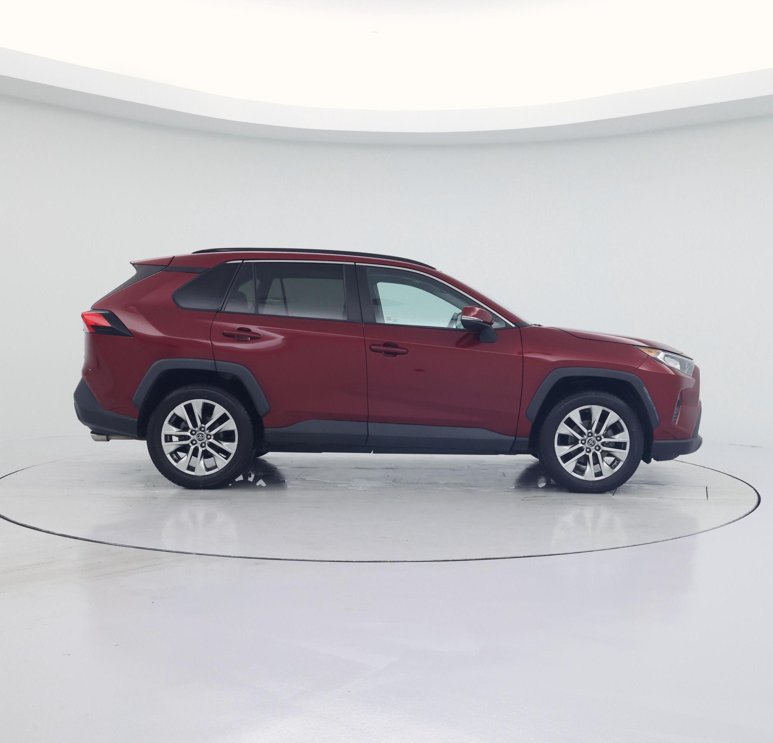 Thumbnail: 2019 Toyota RAV4 - 7
