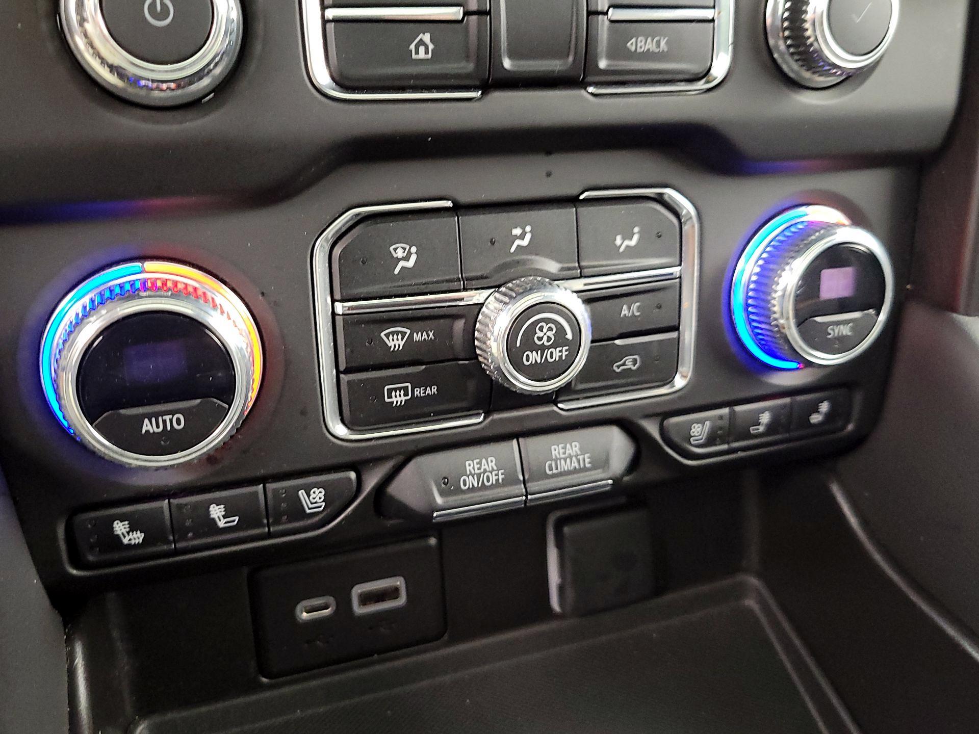 Thumbnail: 2023 GMC Yukon - 17