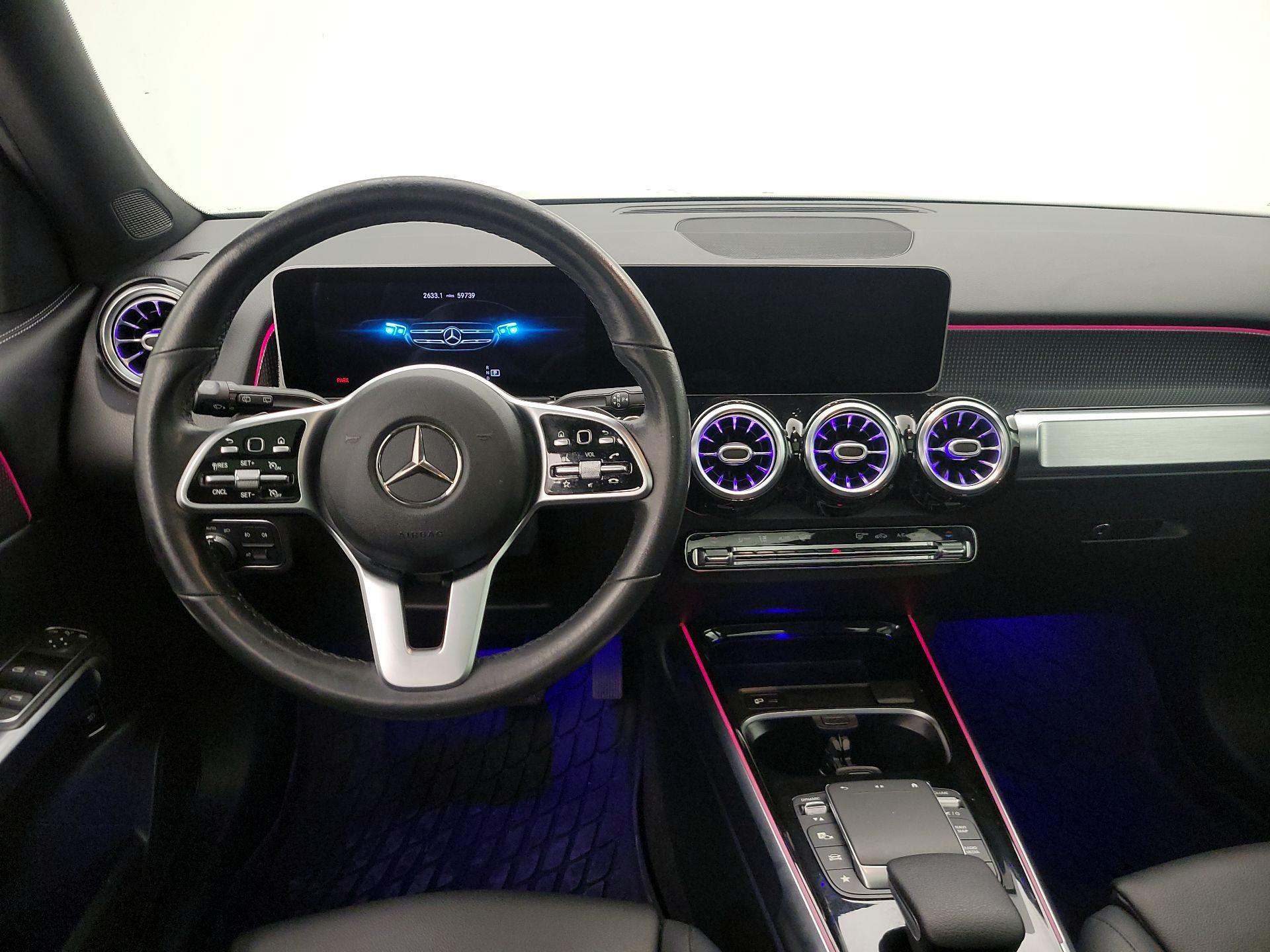 Thumbnail: 2021 Mercedes-Benz GLB - 10