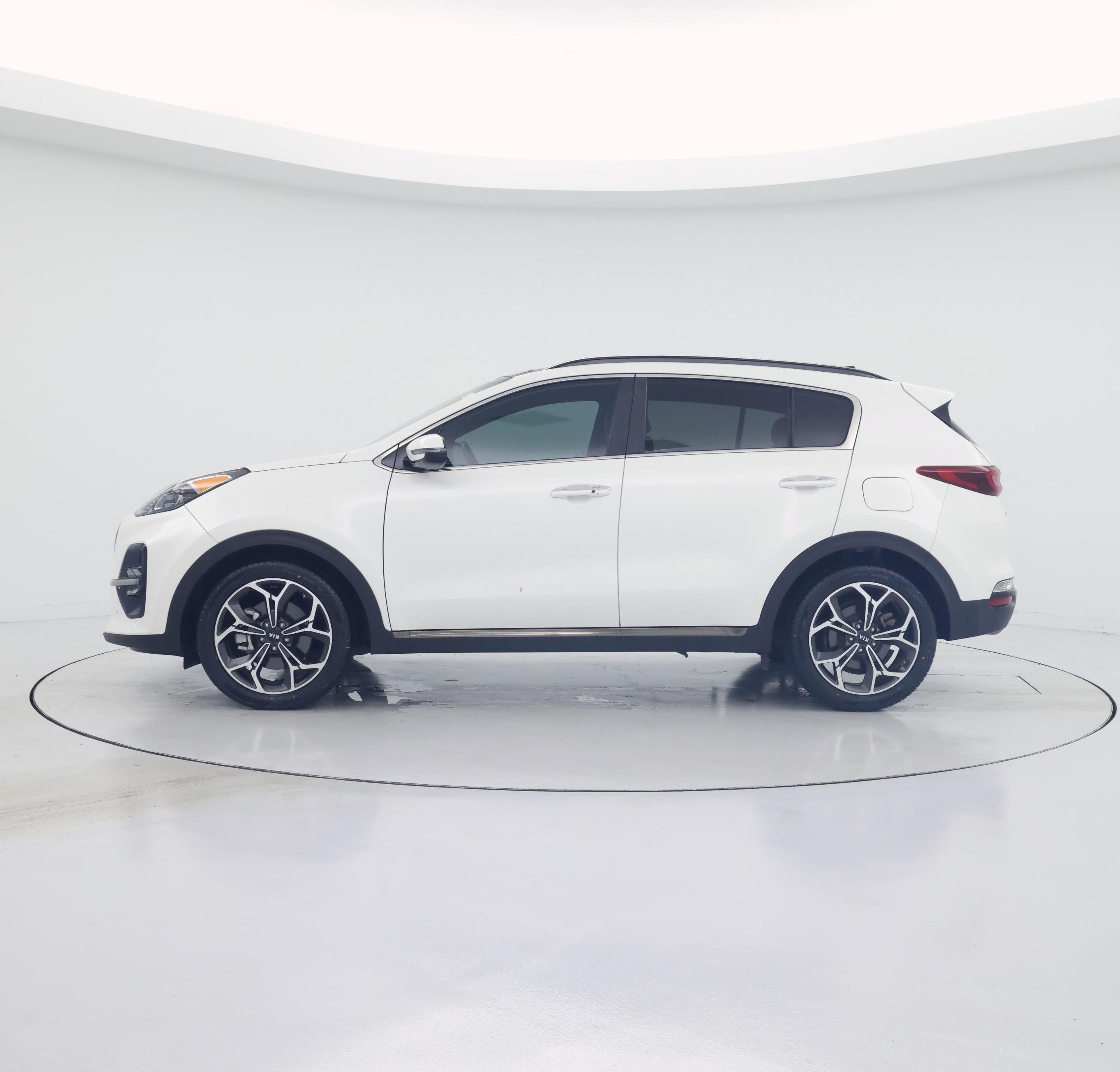 Thumbnail: 2020 Kia Sportage - 3