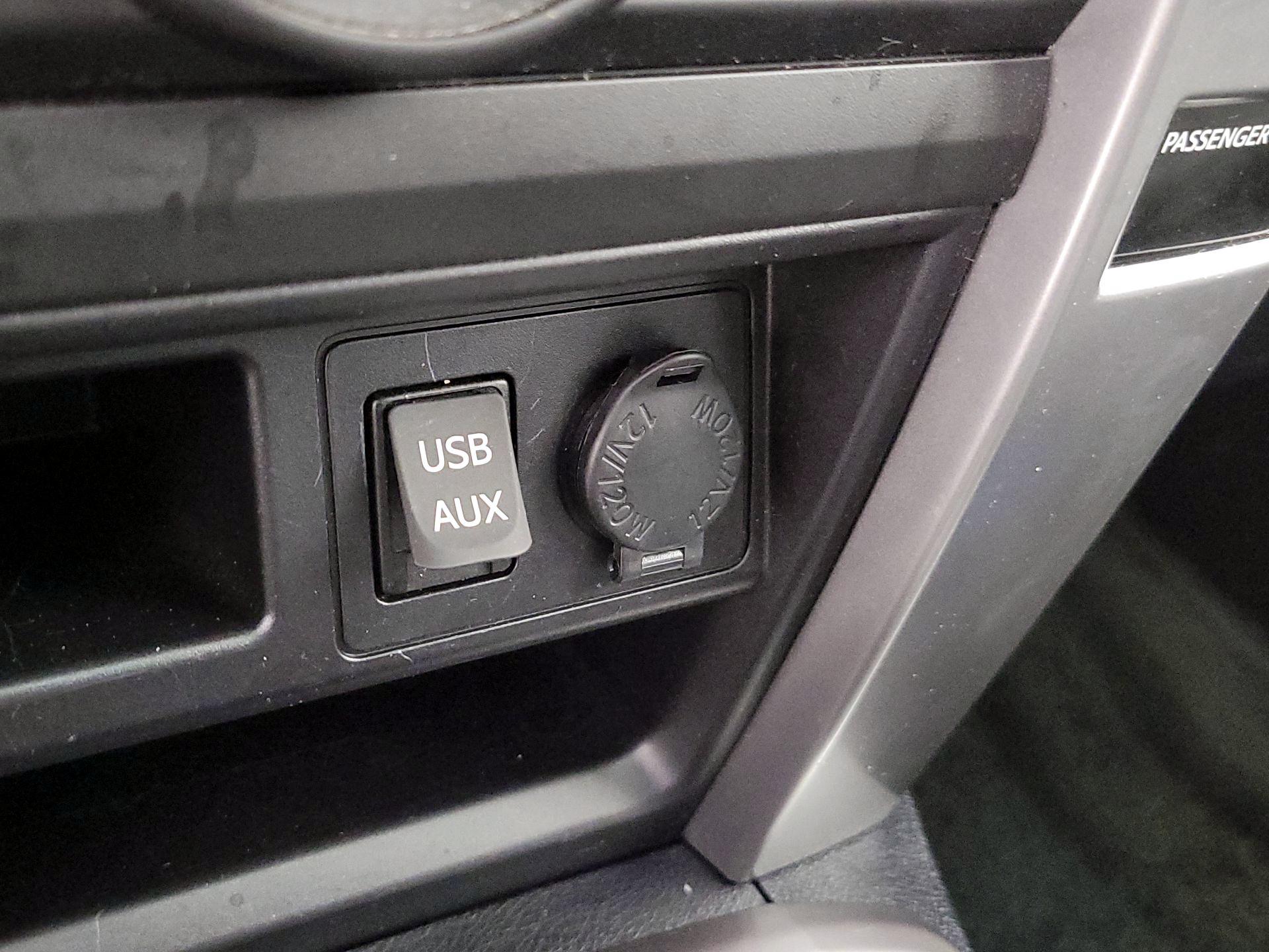 Thumbnail: 2018 Toyota 4Runner - 19