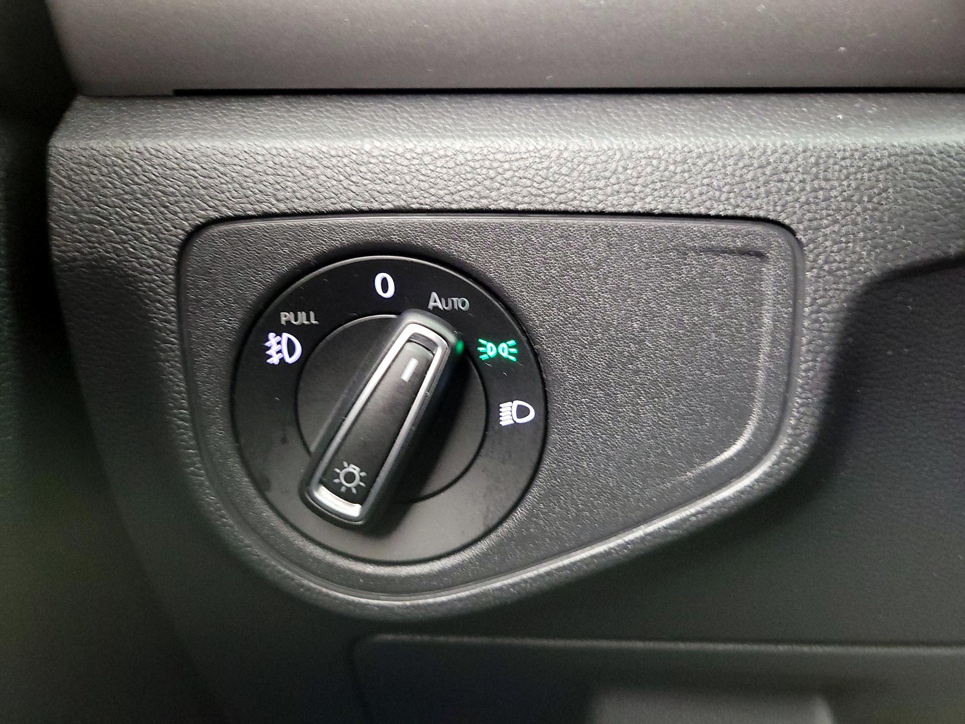 Thumbnail: 2019 Volkswagen Atlas - 13