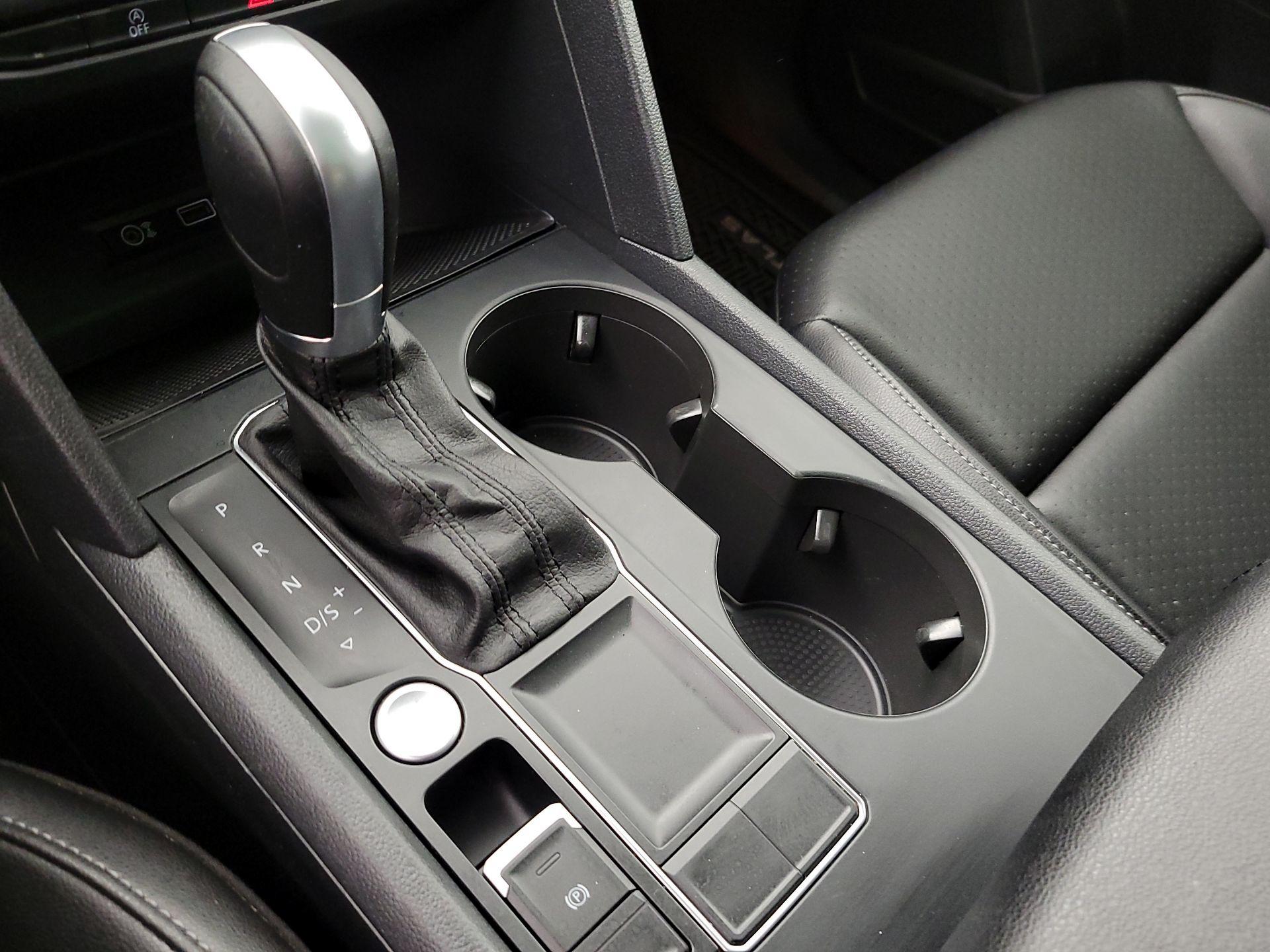 Thumbnail: 2019 Volkswagen Atlas - 17