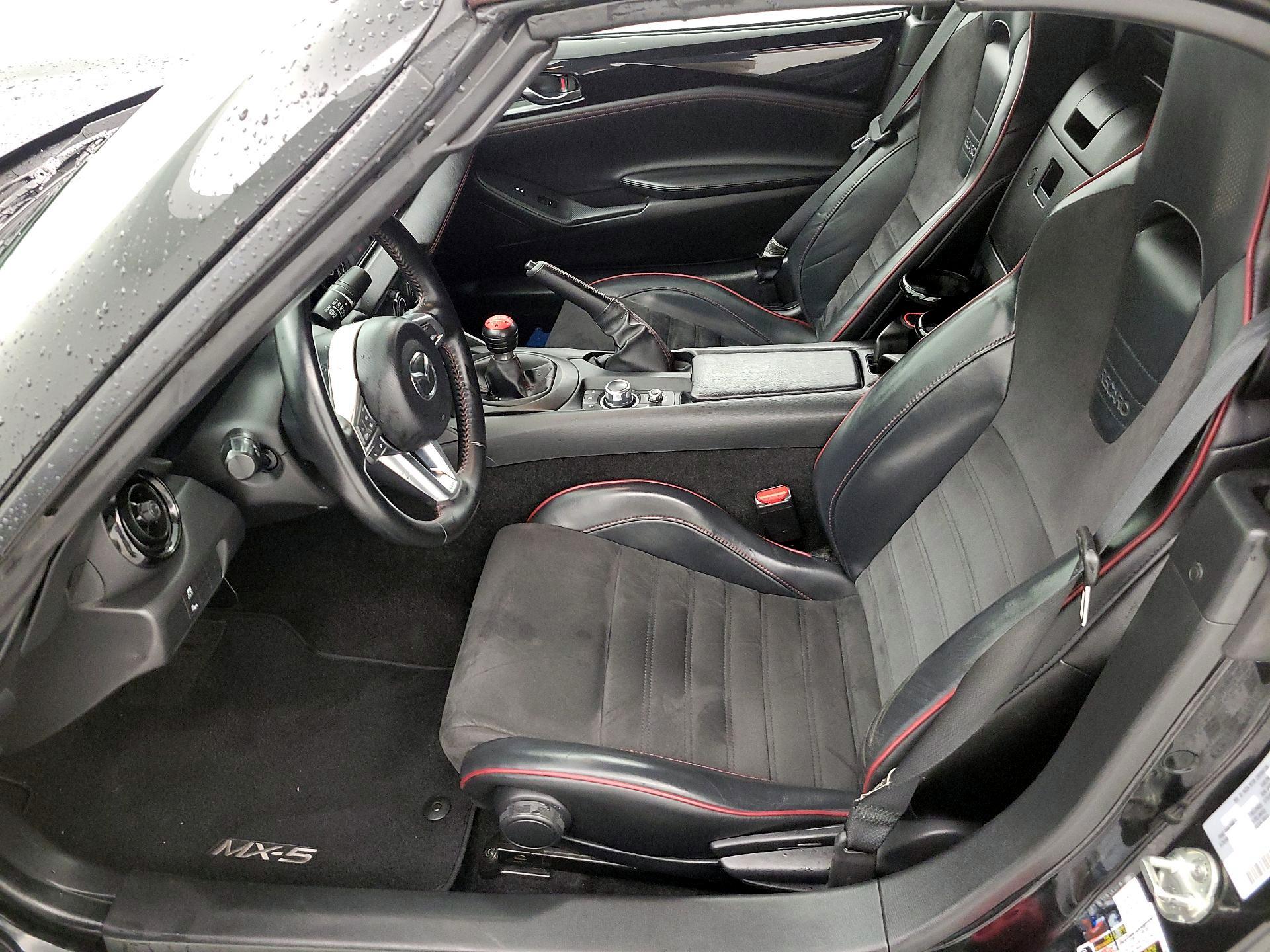 Thumbnail: 2018 Mazda MX-5 Miata - 11