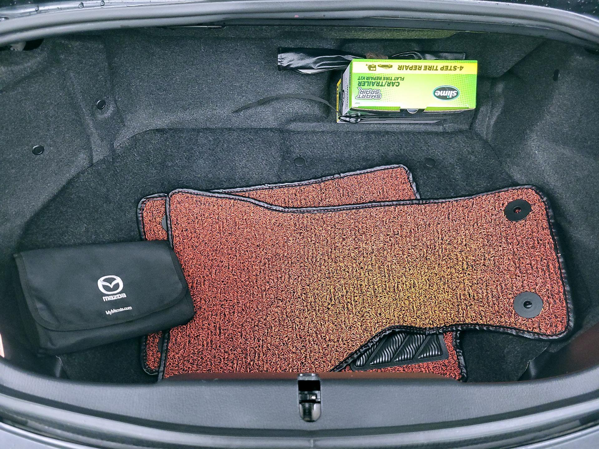 Thumbnail: 2018 Mazda MX-5 Miata - 19