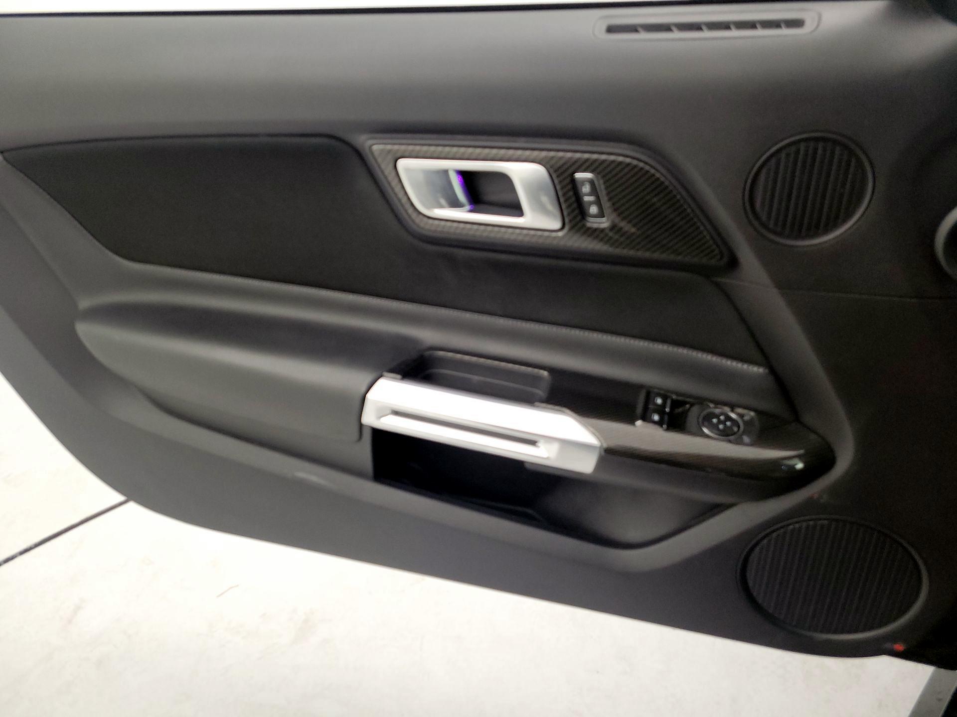 Thumbnail: 2019 Ford Mustang - 12