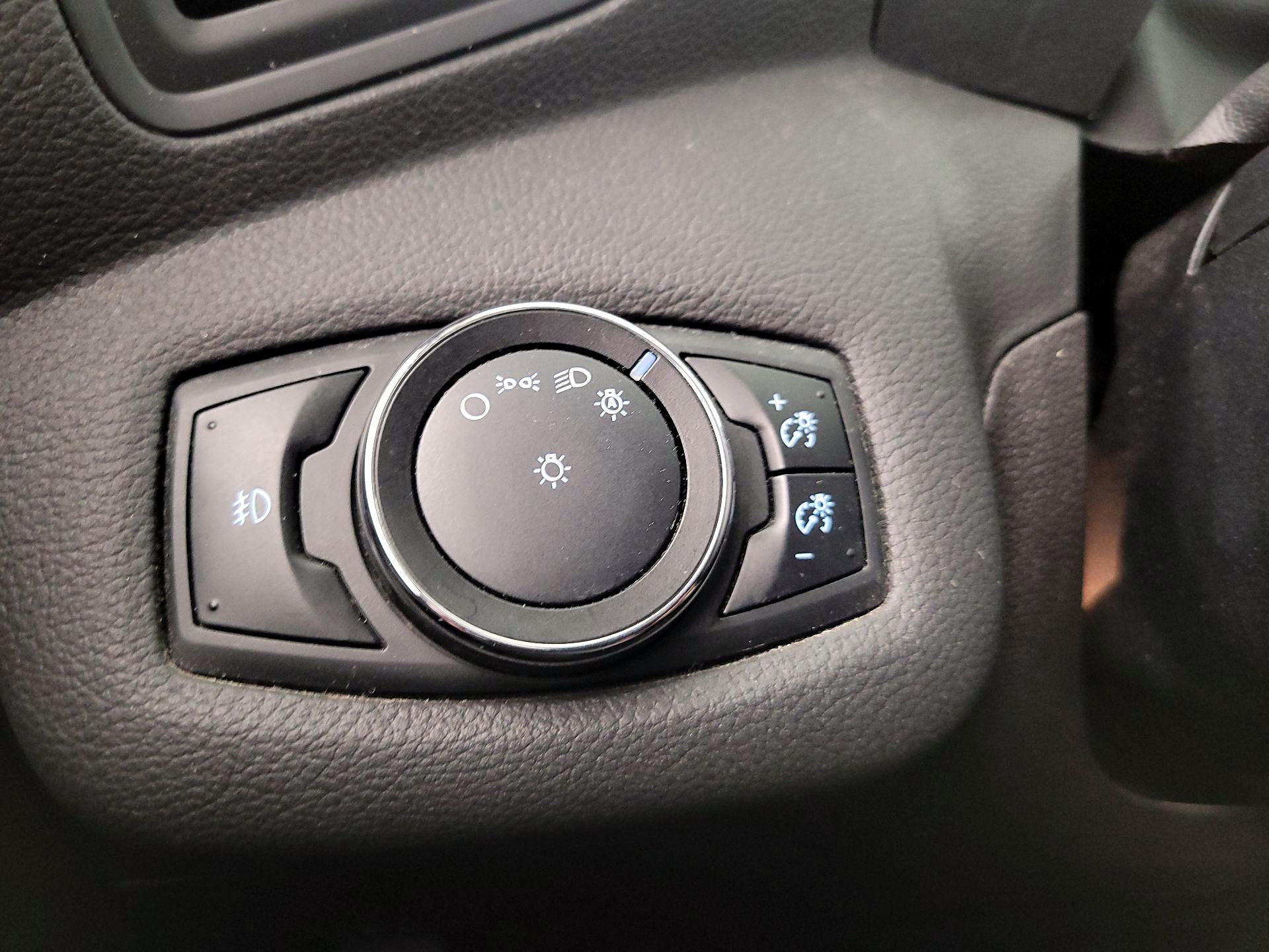 Thumbnail: 2014 Ford Escape - 13