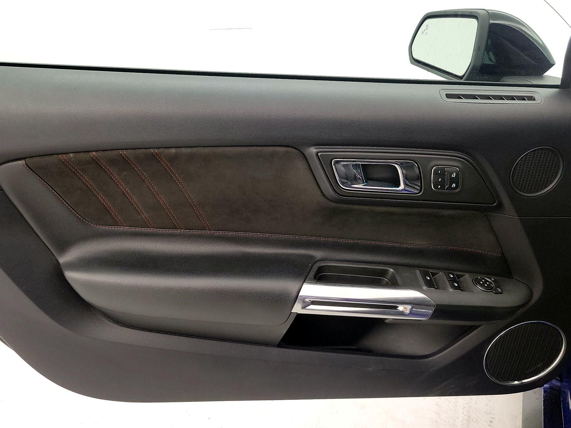 Thumbnail: 2016 Ford Mustang - 12