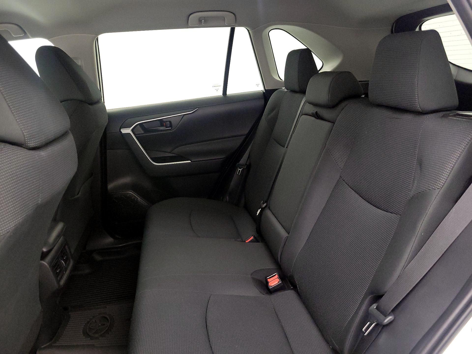 Thumbnail: 2024 Toyota RAV4 - 19