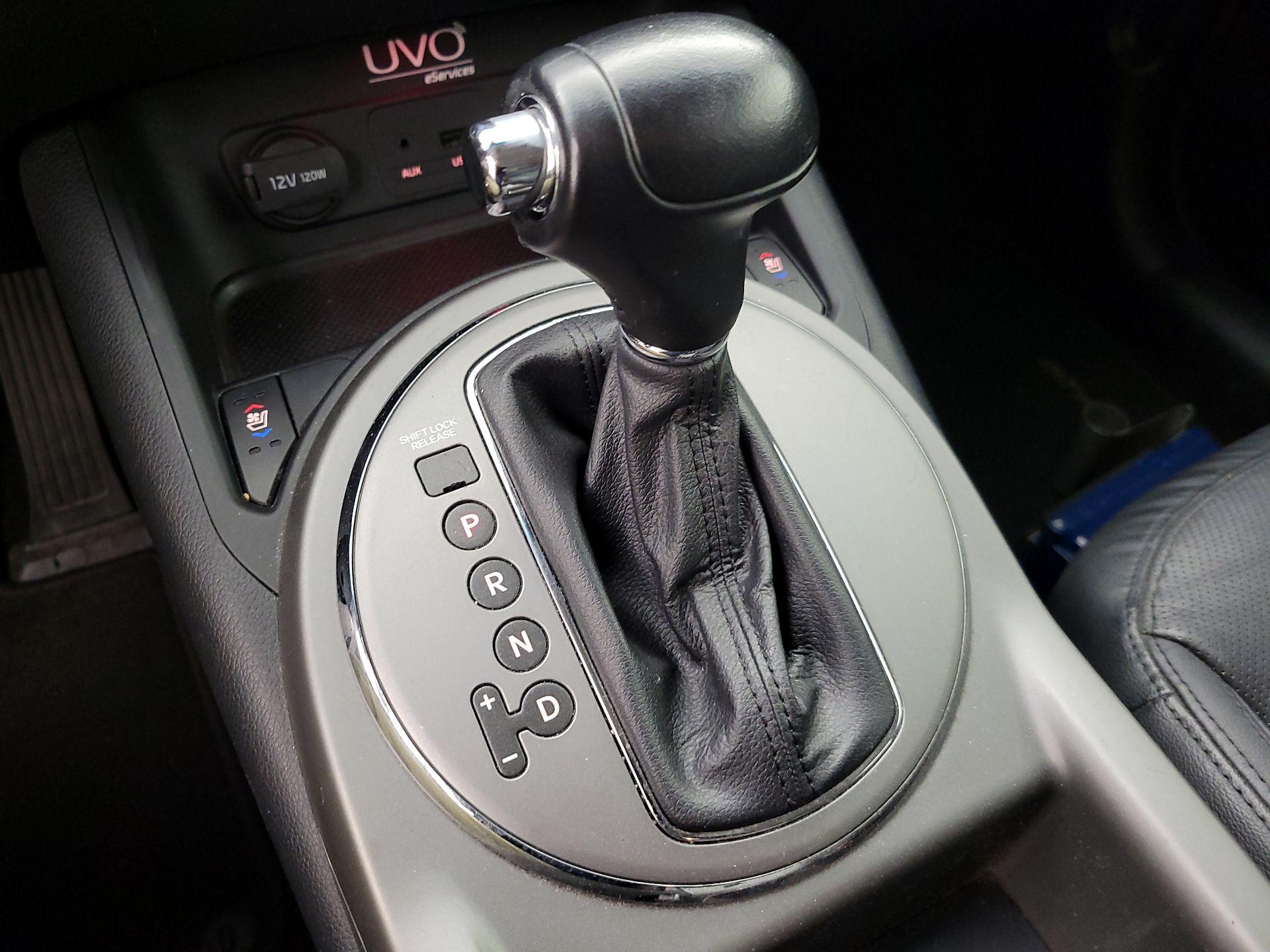 Thumbnail: 2014 Kia Sportage - 18