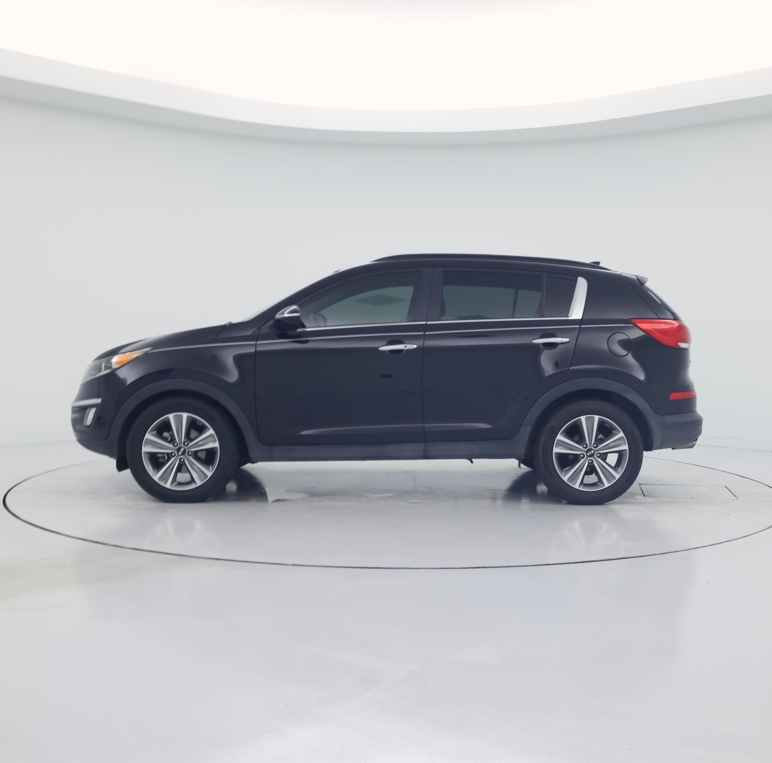 Thumbnail: 2014 Kia Sportage - 3