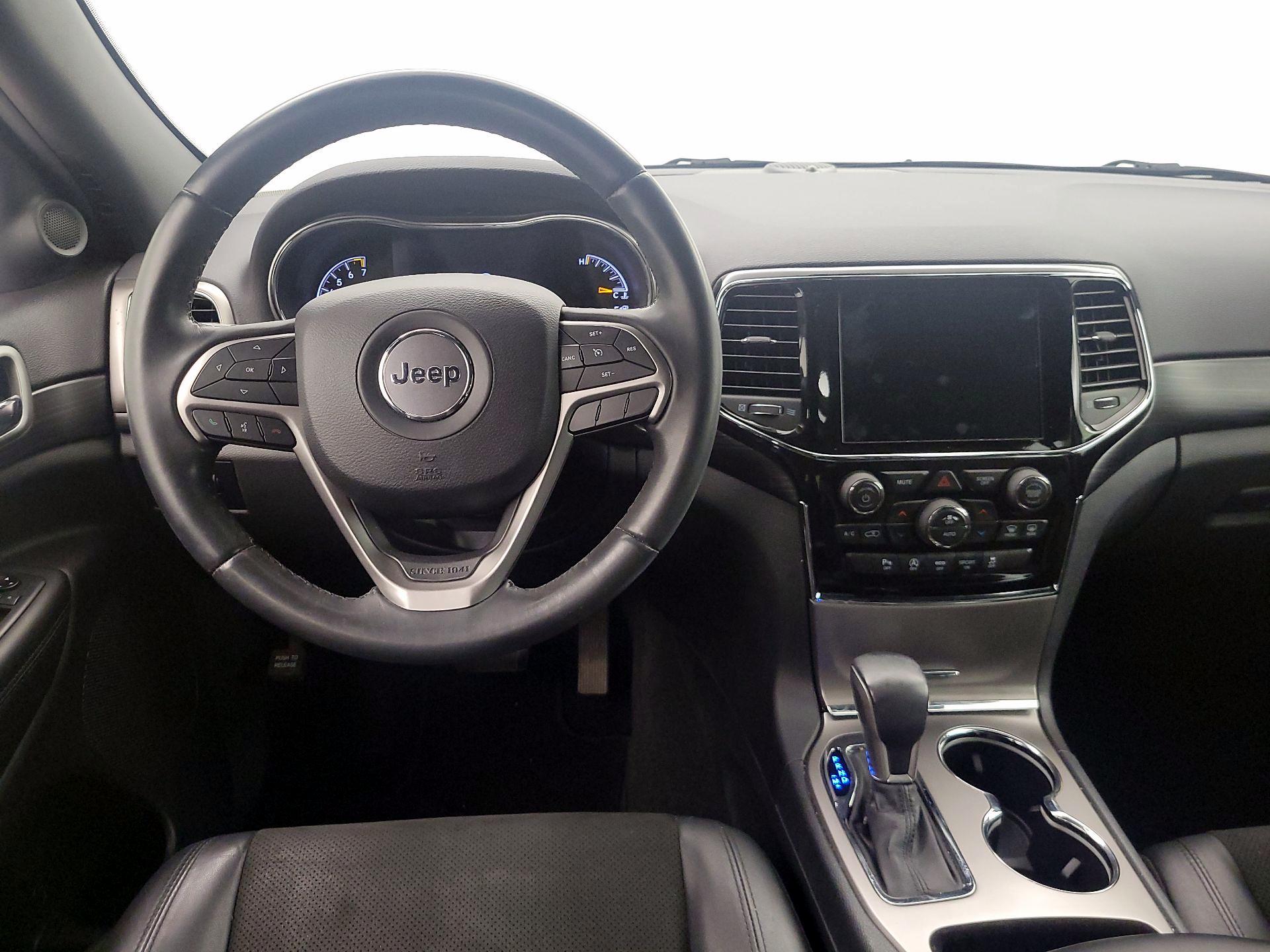 Thumbnail: 2020 Jeep Grand Cherokee - 10