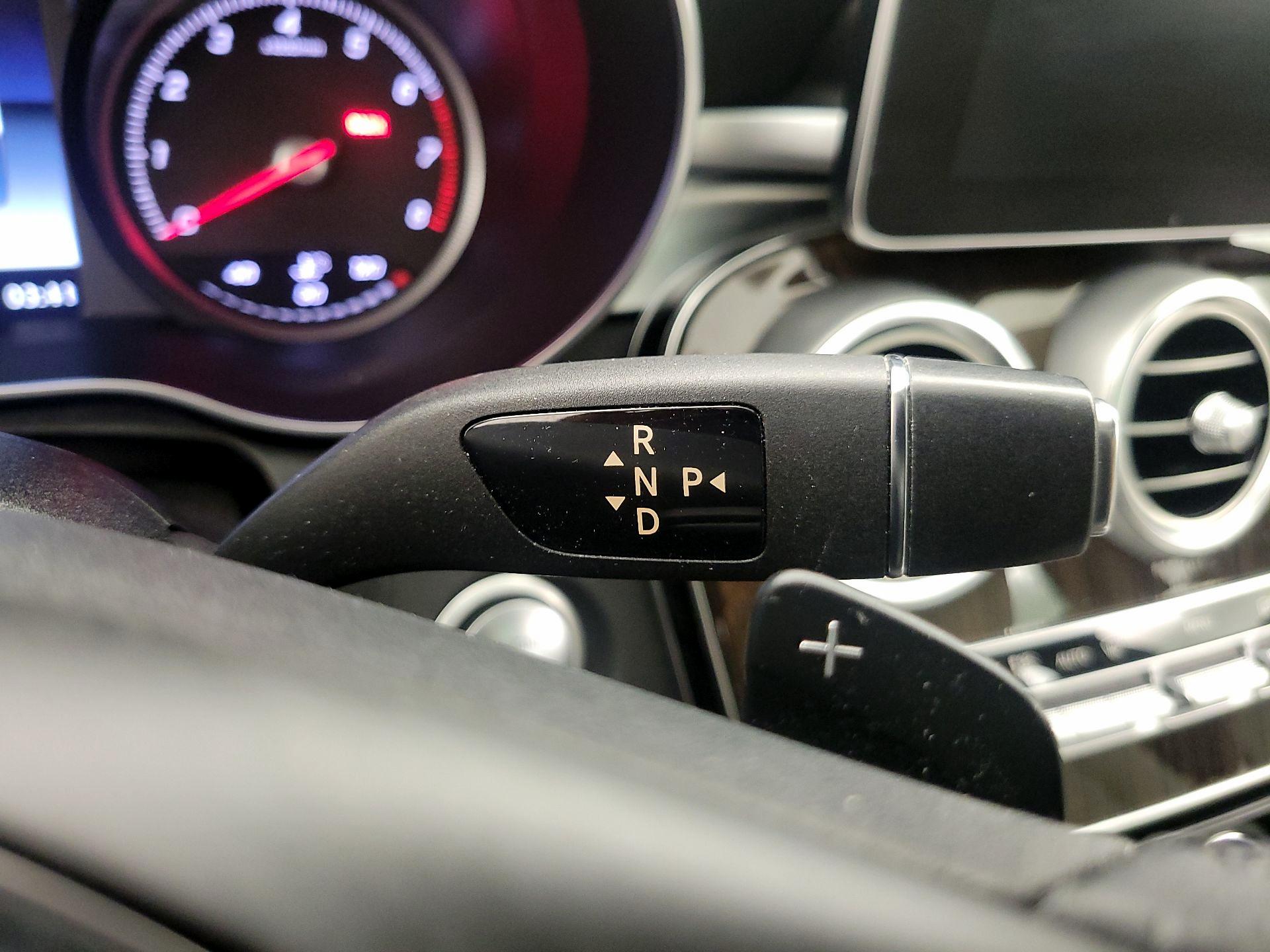 Thumbnail: 2016 Mercedes-Benz C-Class - 18