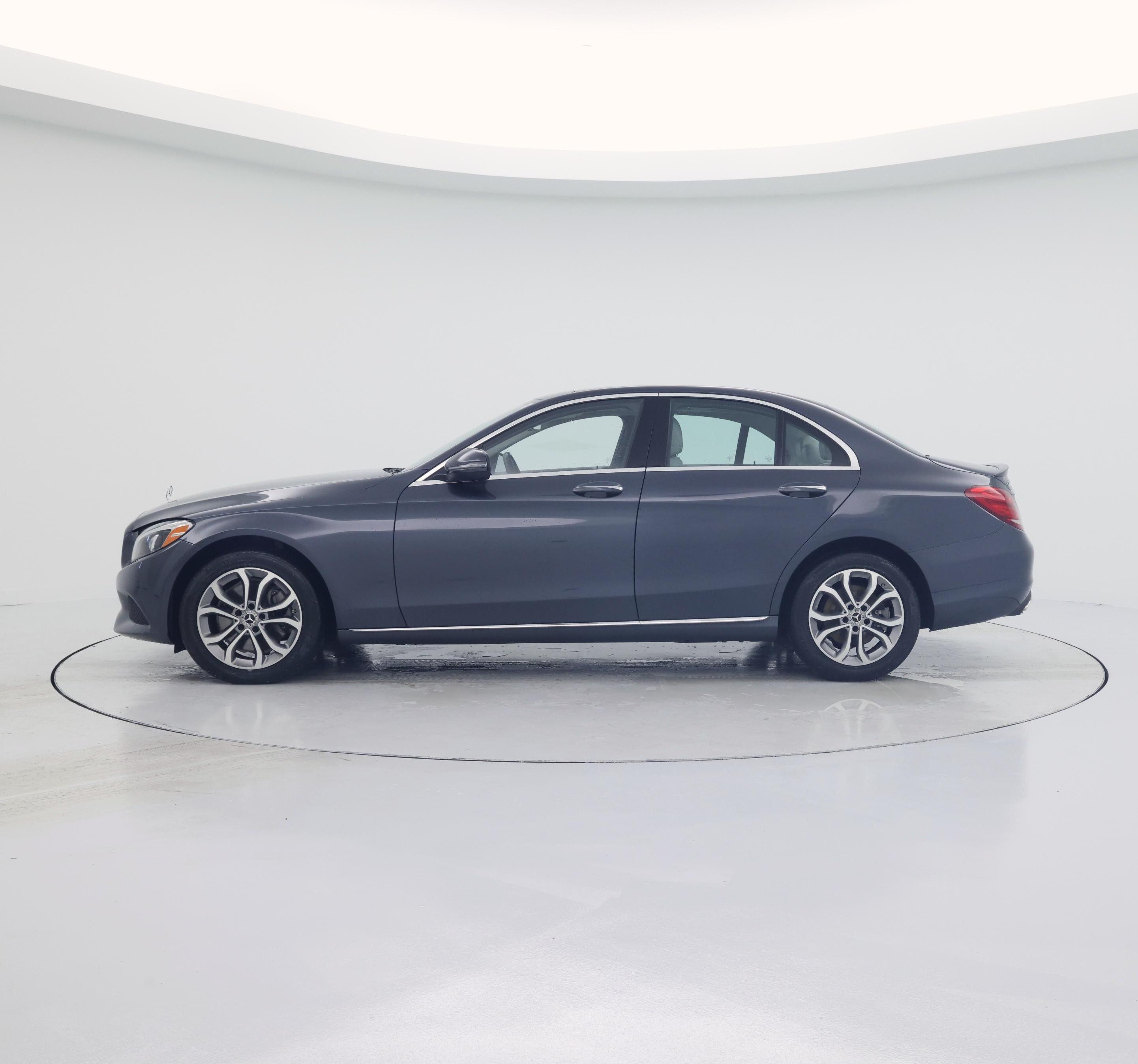 Thumbnail: 2016 Mercedes-Benz C-Class - 3