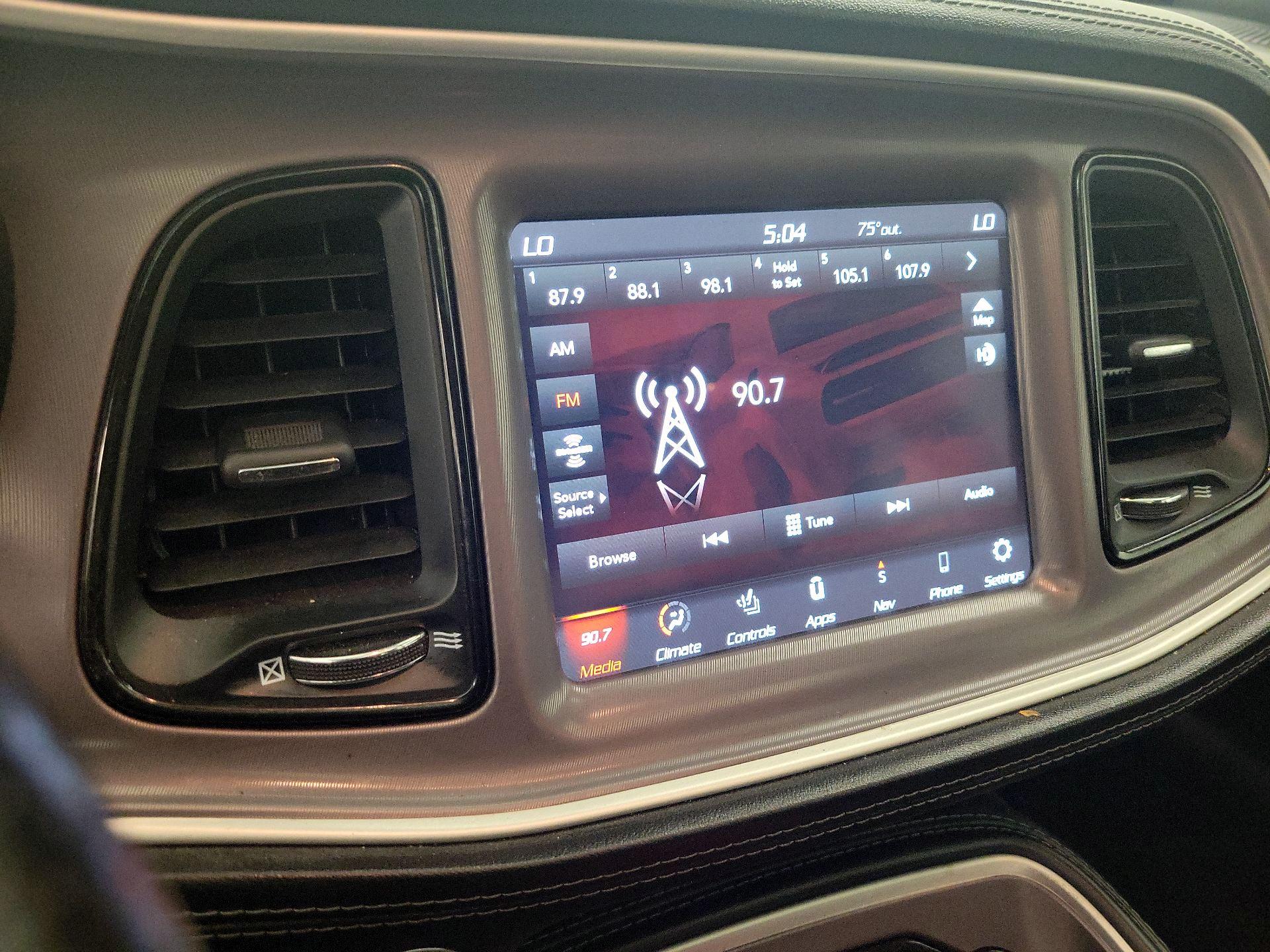 Thumbnail: 2022 Dodge Challenger - 16