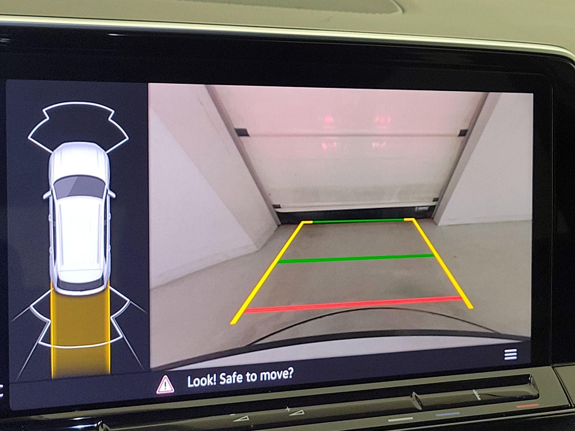 Thumbnail: 2024 Volkswagen Atlas - 14