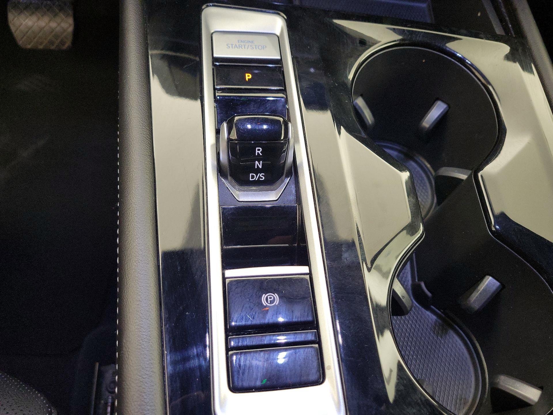 Thumbnail: 2024 Volkswagen Atlas - 17