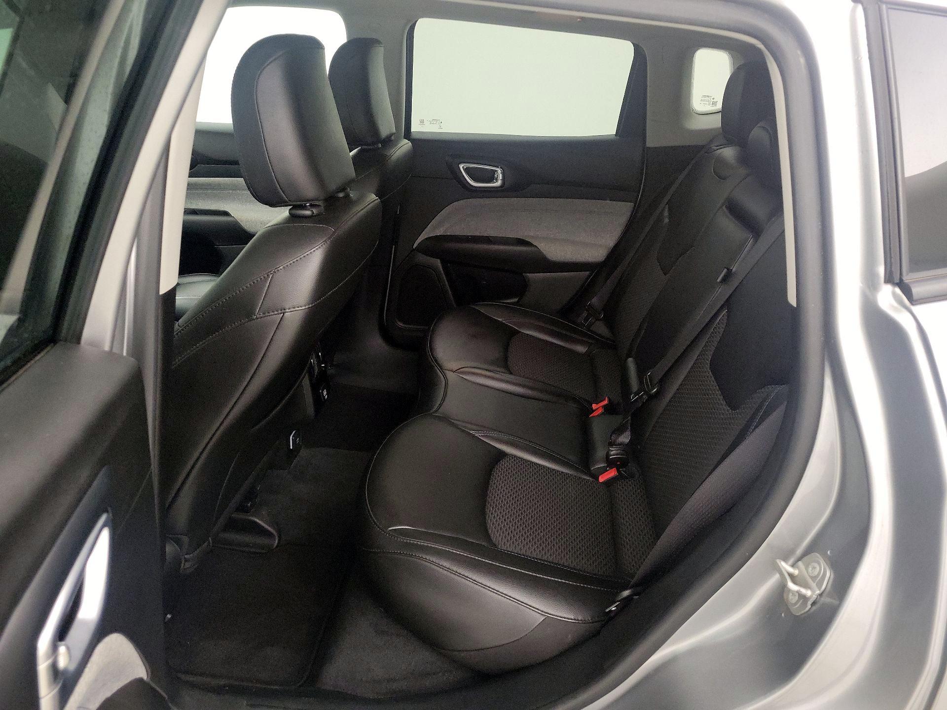 Thumbnail: 2022 Jeep Compass - 19