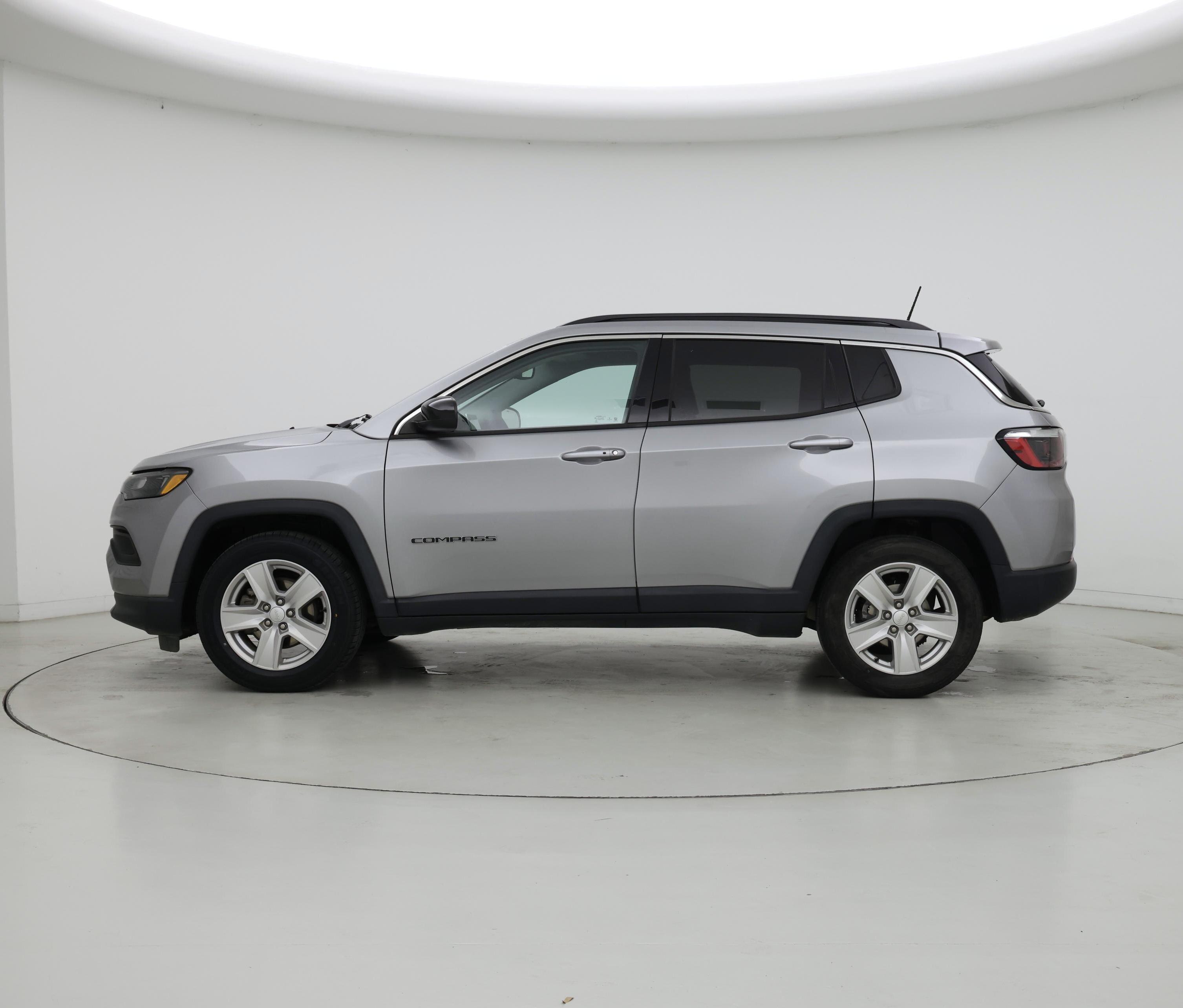 Thumbnail: 2022 Jeep Compass - 3