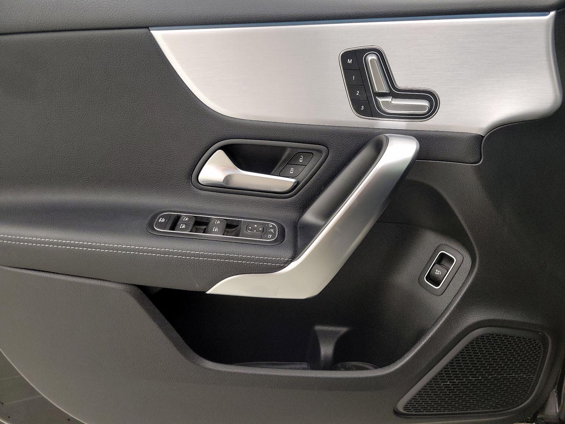Thumbnail: 2022 Mercedes-Benz A-Class - 12