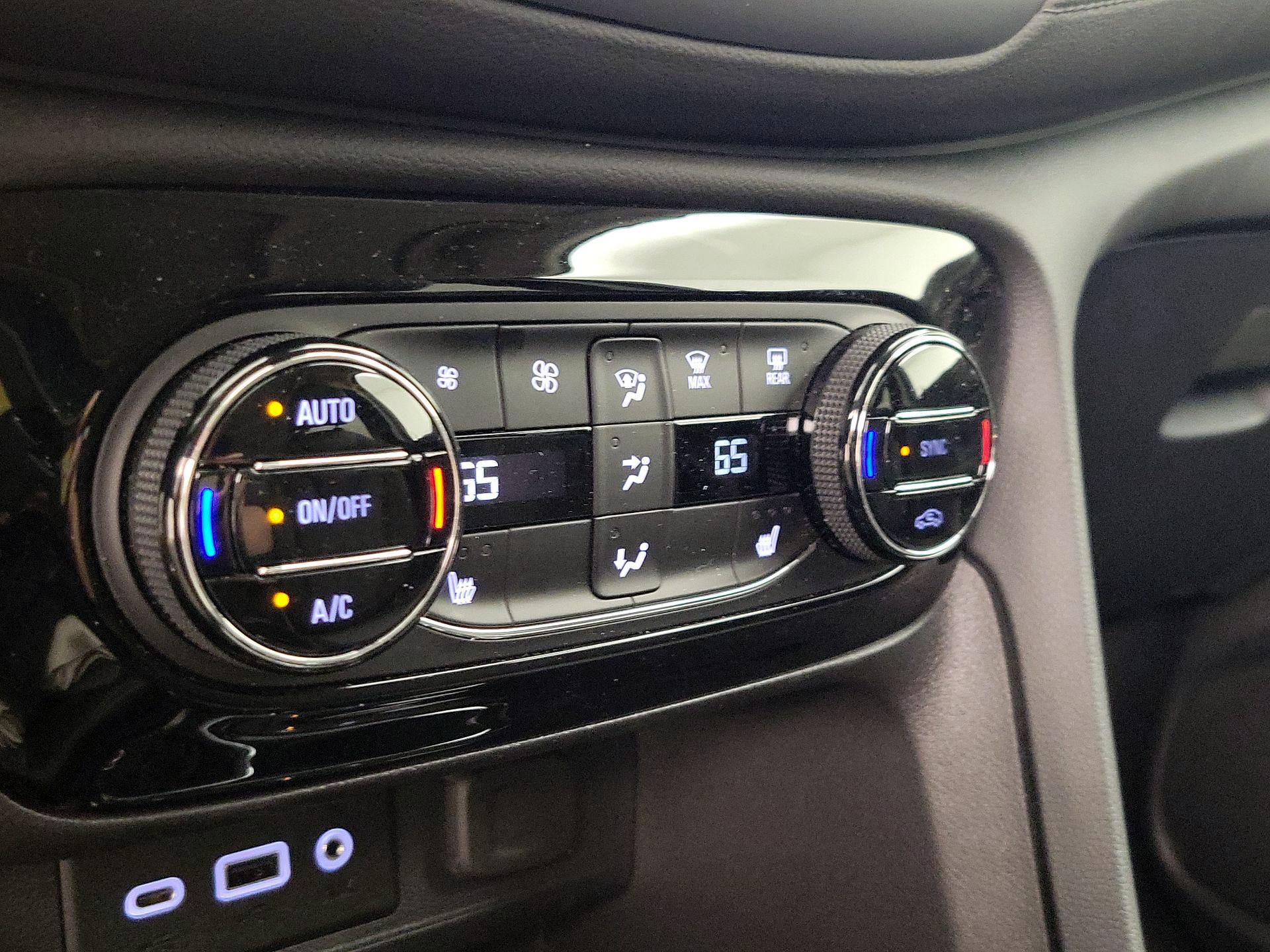 Thumbnail: 2023 Buick Encore GX - 16
