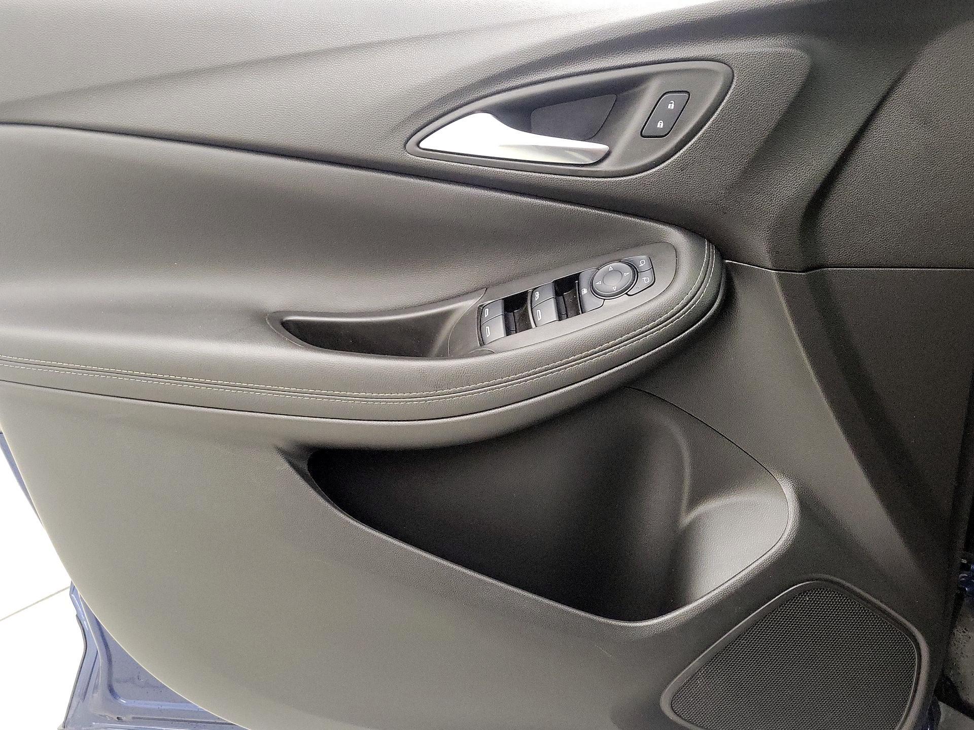 Thumbnail: 2023 Buick Encore GX - 12