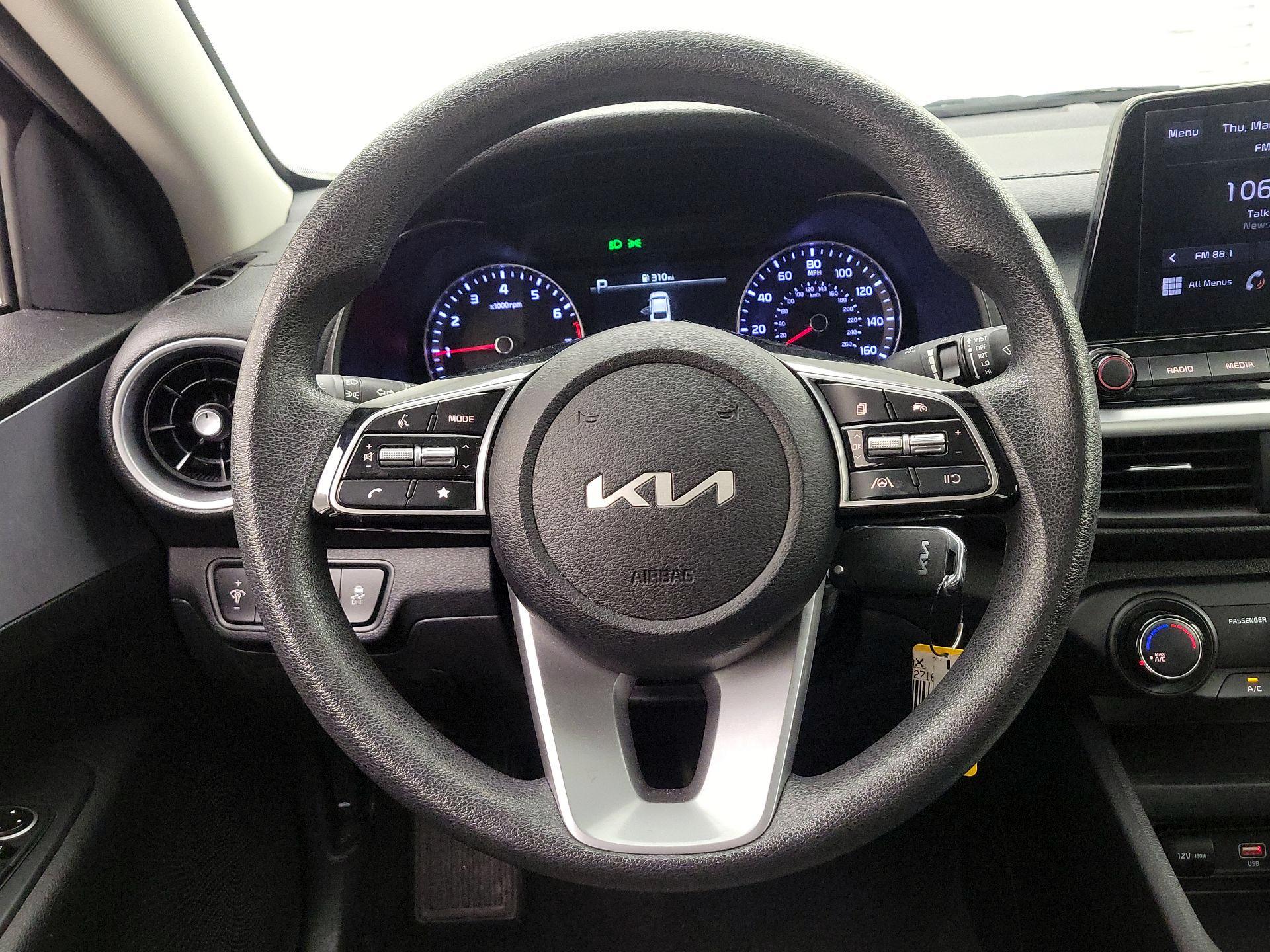 Thumbnail: 2024 Kia Forte - 10