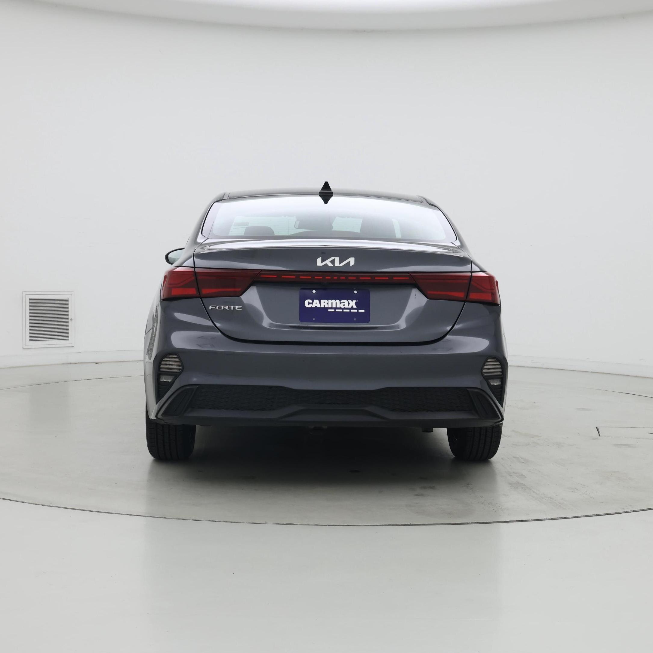 Thumbnail: 2024 Kia Forte - 6