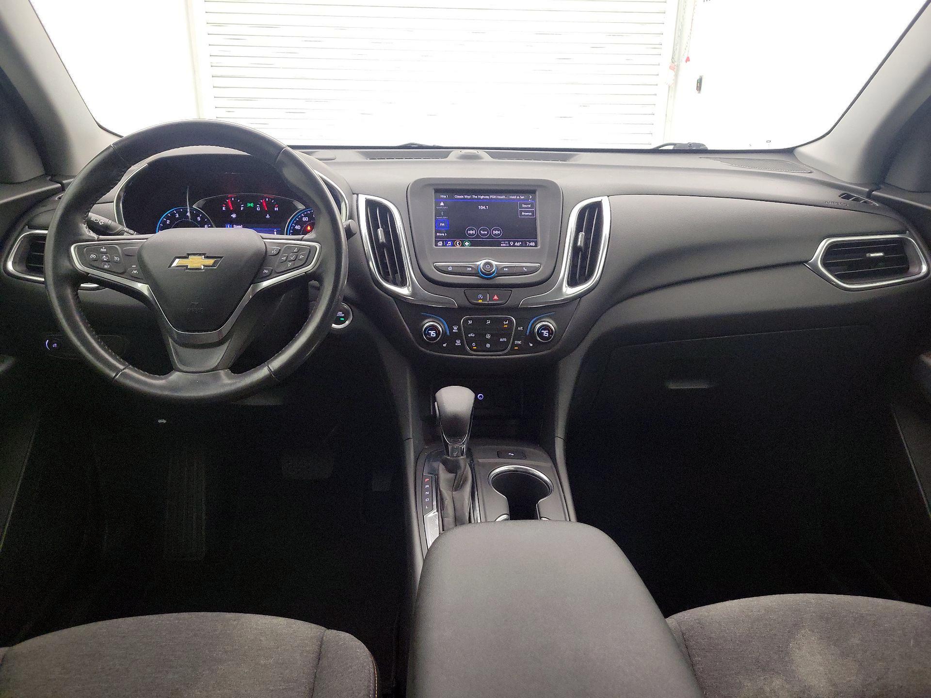 Thumbnail: 2022 Chevrolet Equinox - 9