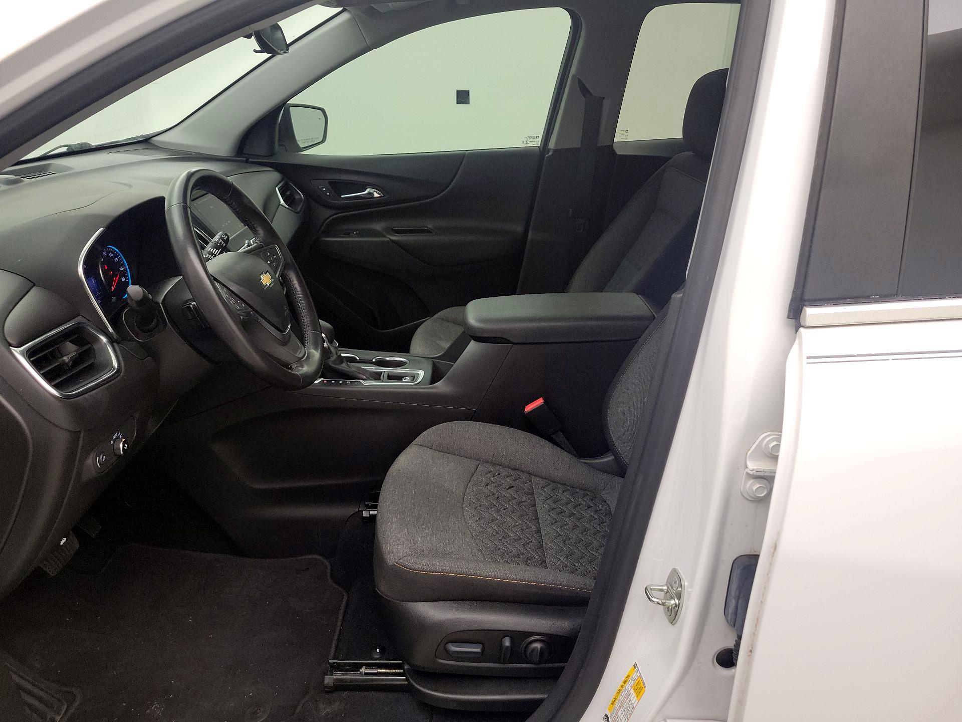 Thumbnail: 2022 Chevrolet Equinox - 11