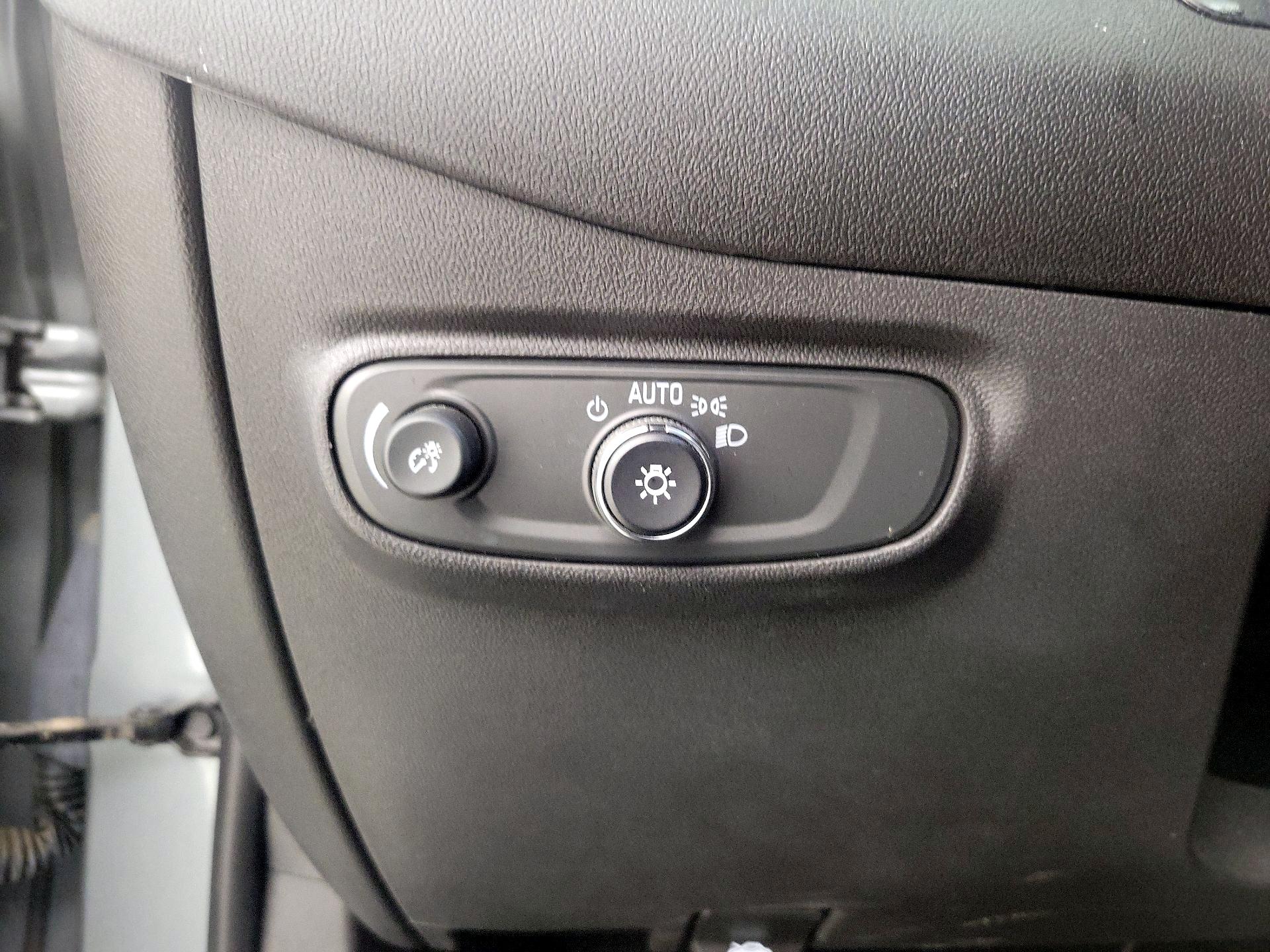 Thumbnail: 2023 Chevrolet Equinox - 13