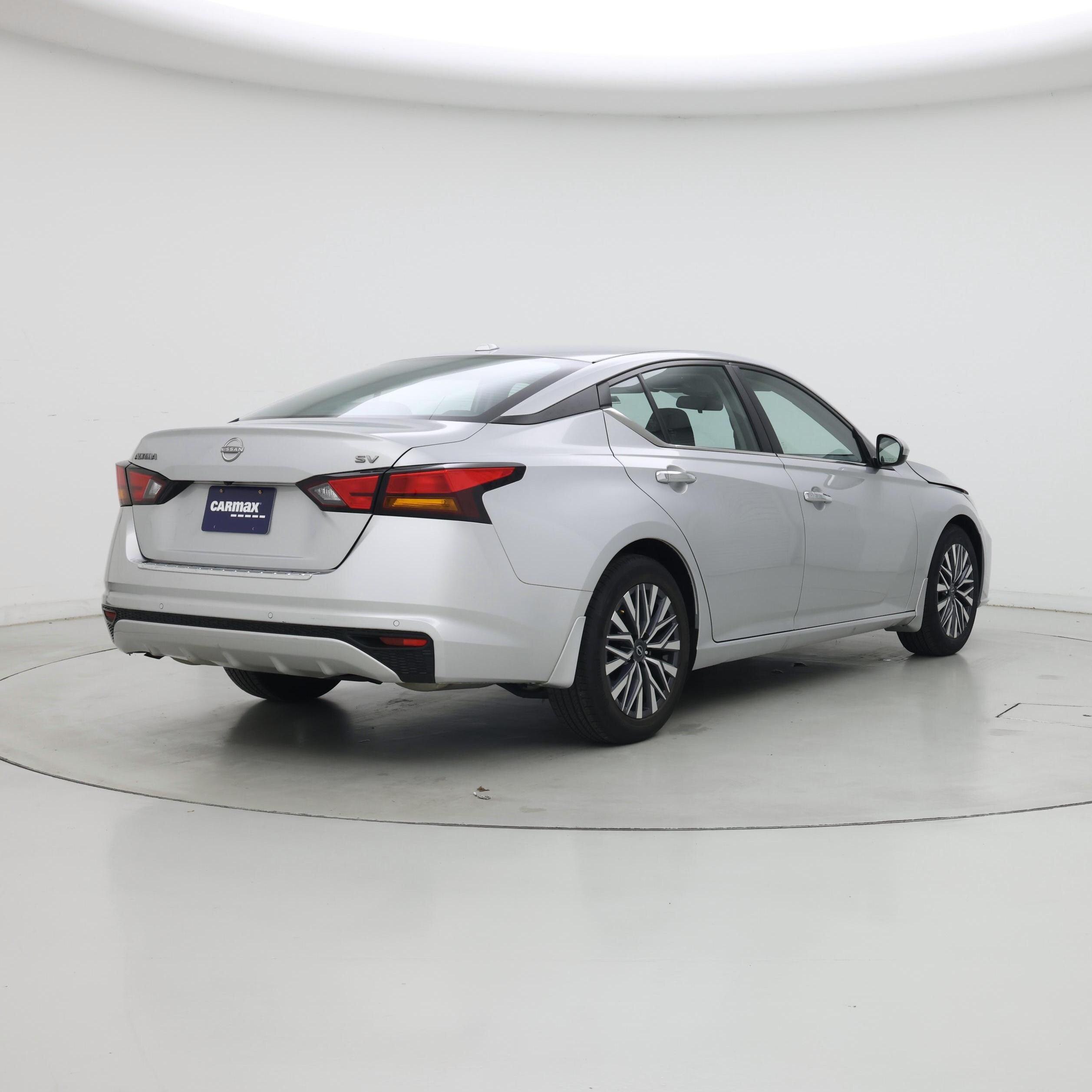 Thumbnail: 2023 Nissan Altima - 8