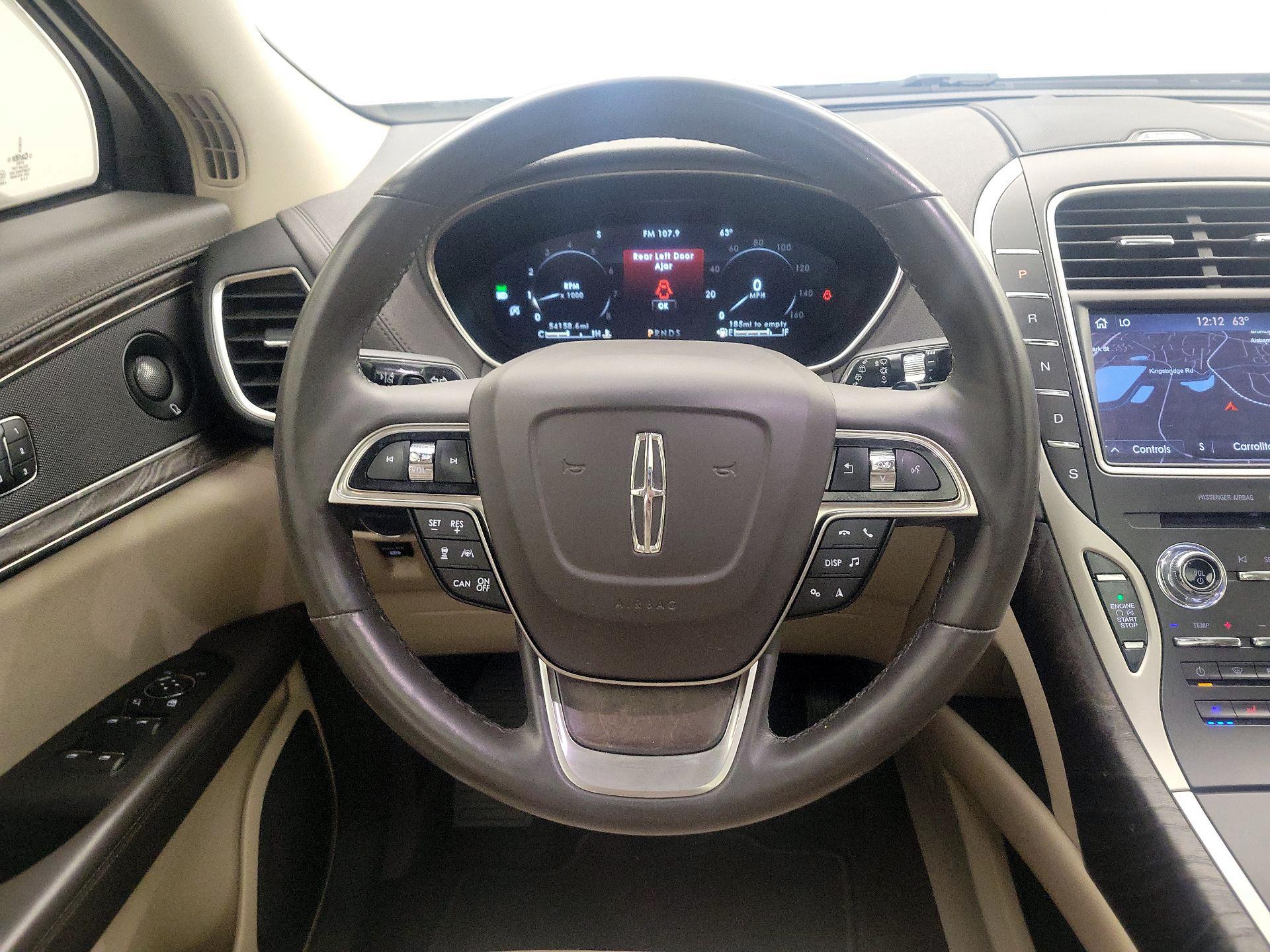 Thumbnail: 2020 Lincoln Nautilus - 10