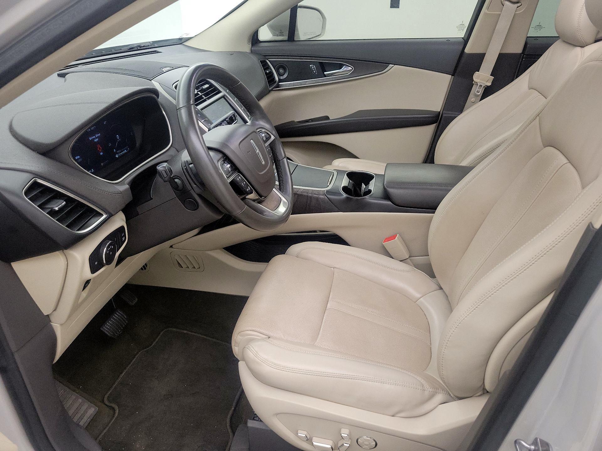 Thumbnail: 2020 Lincoln Nautilus - 11