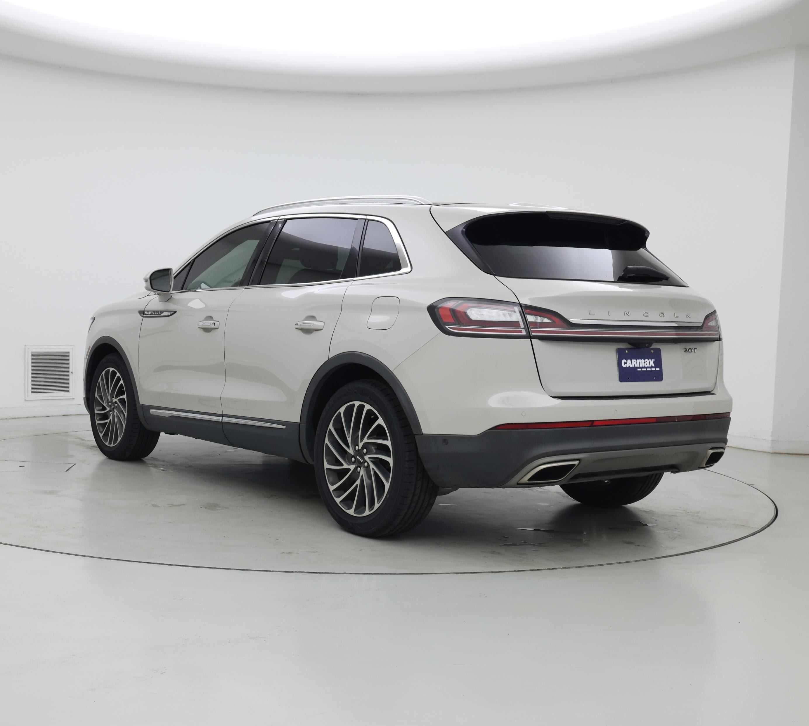 Thumbnail: 2020 Lincoln Nautilus - 2