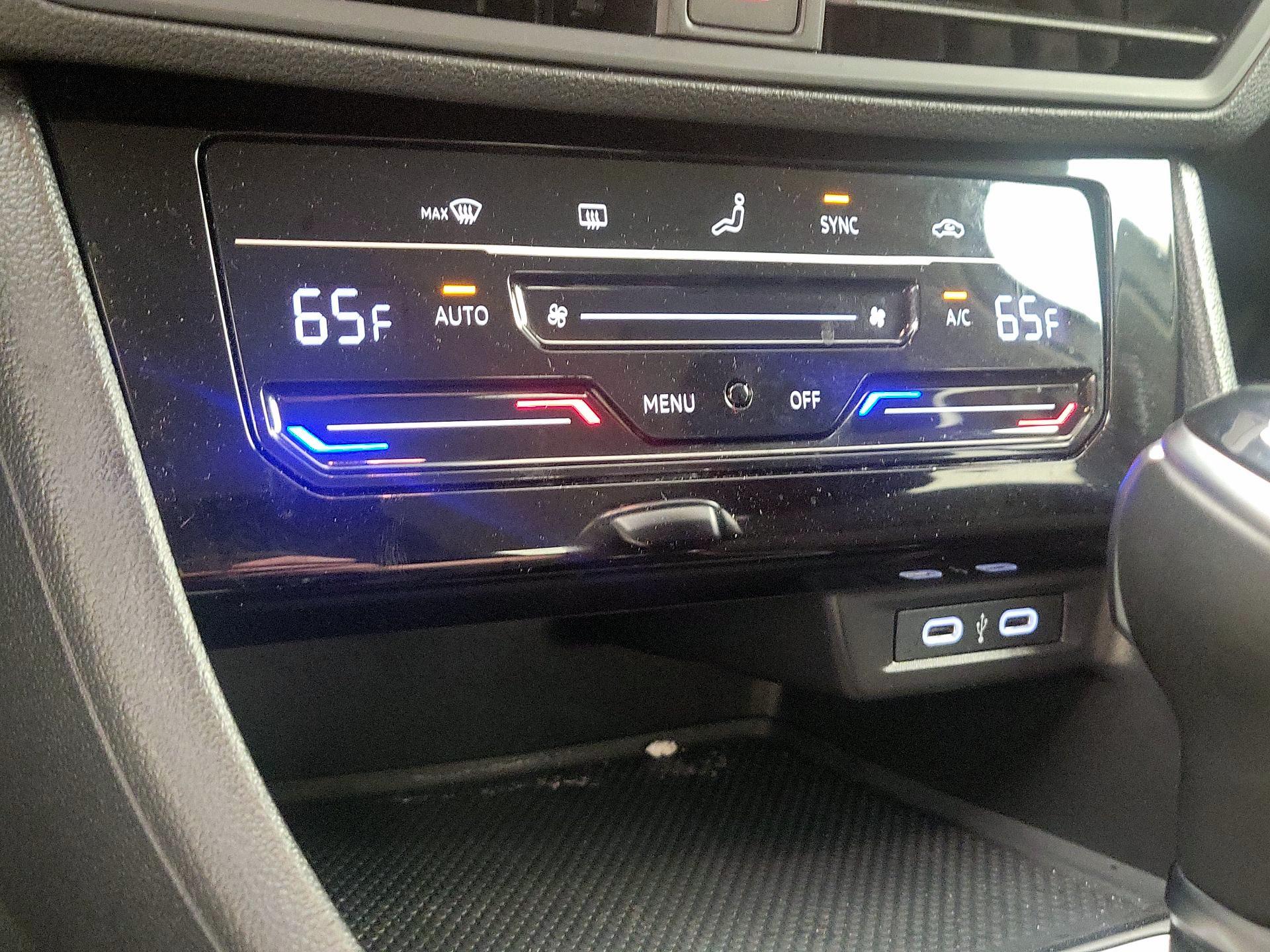 Thumbnail: 2025 Volkswagen Jetta - 16