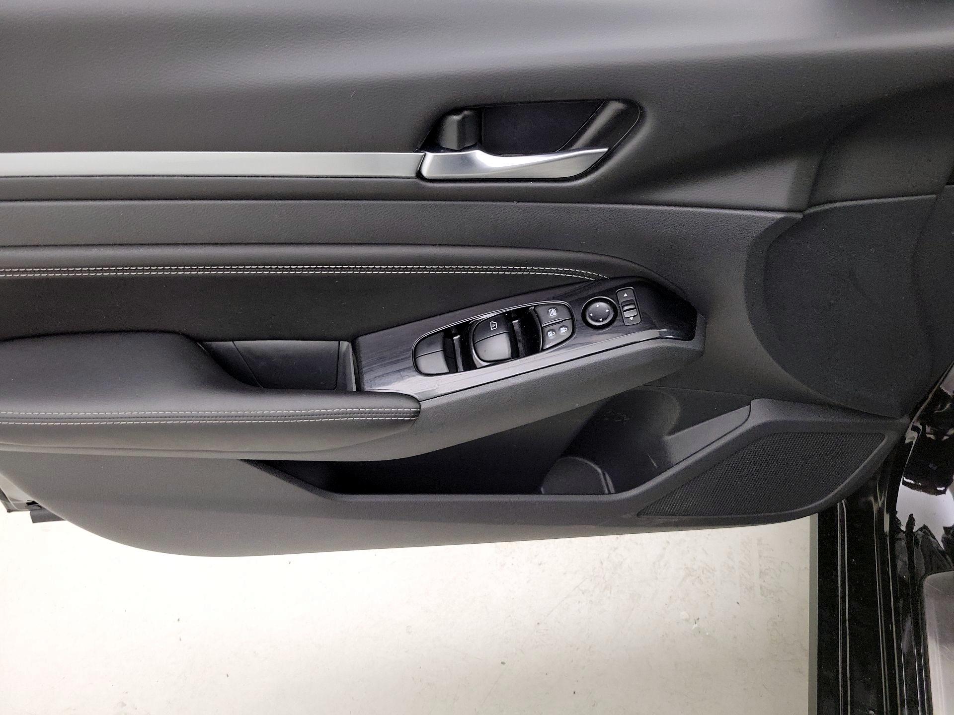 Thumbnail: 2023 Nissan Altima - 12