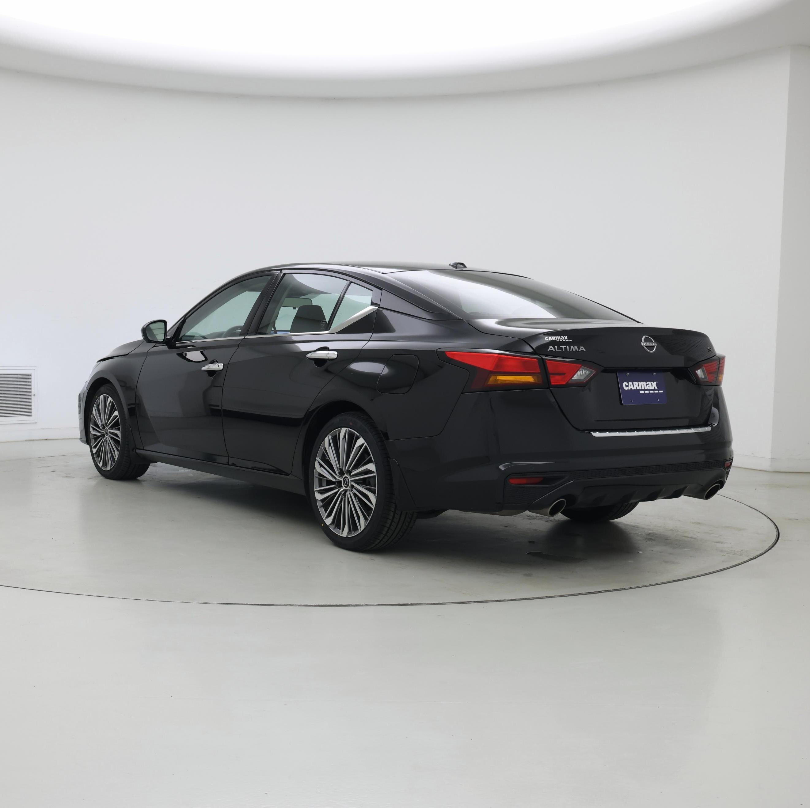 Thumbnail: 2023 Nissan Altima - 2