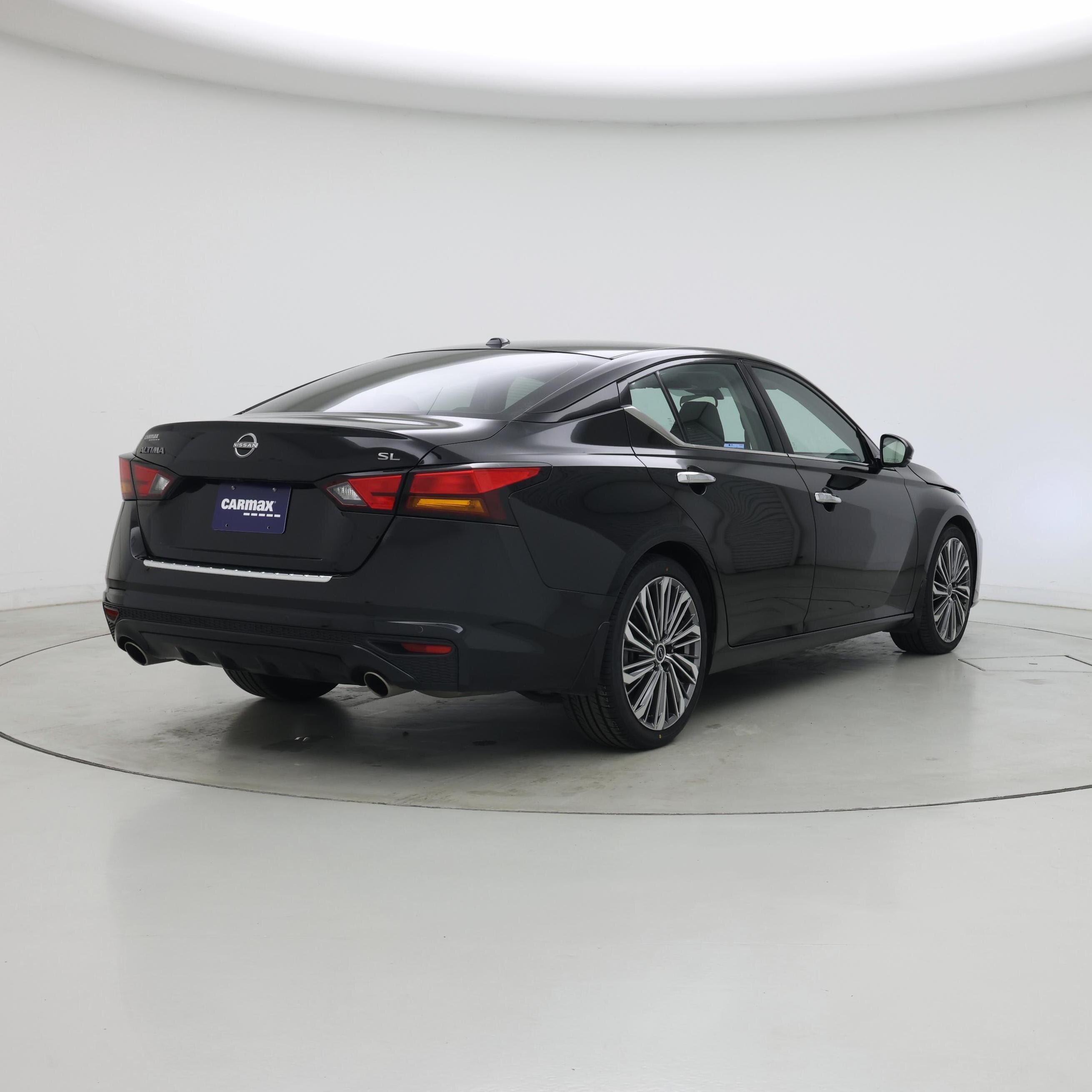 Thumbnail: 2023 Nissan Altima - 8