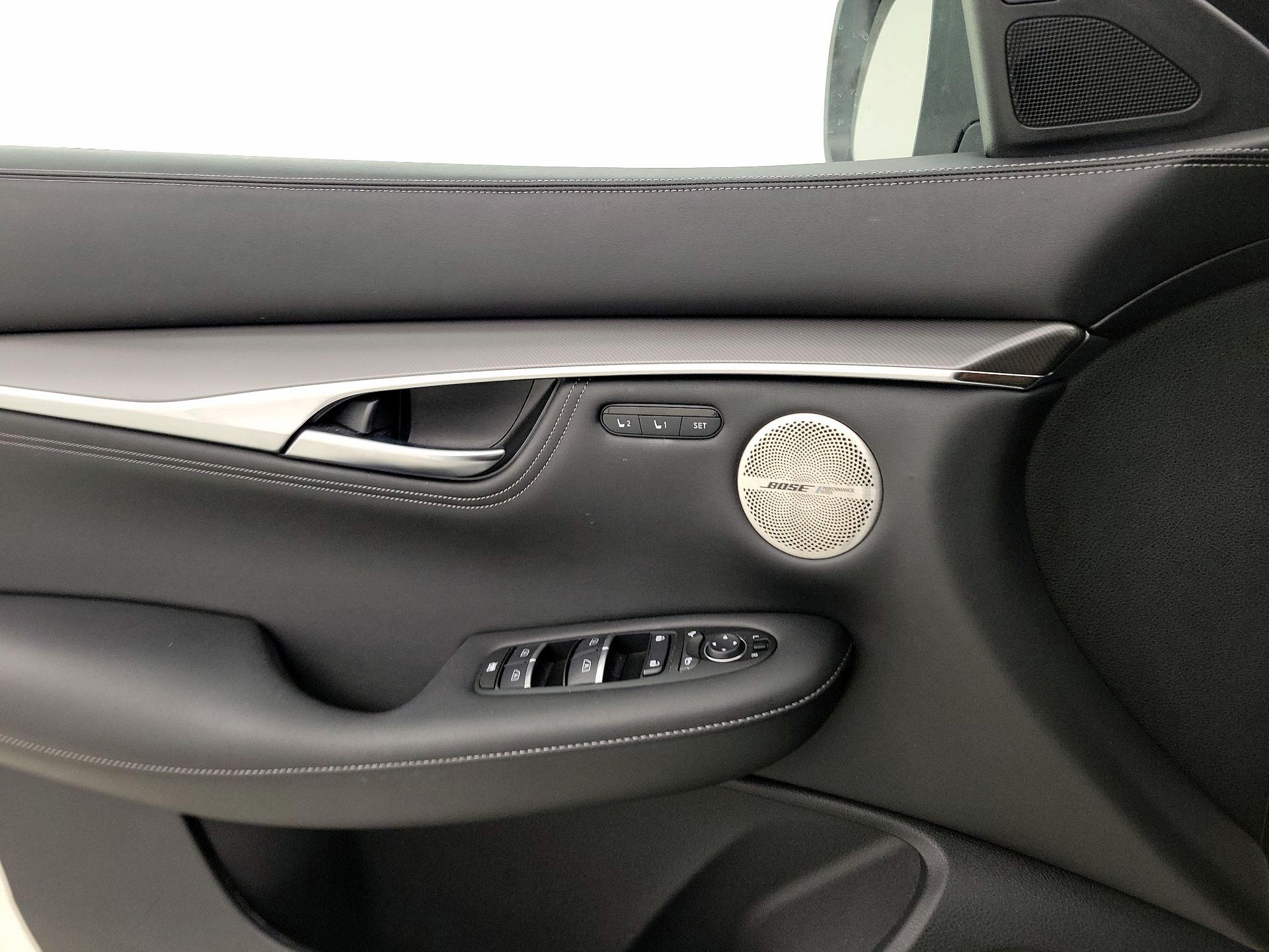 Thumbnail: 2023 INFINITI QX55 - 12