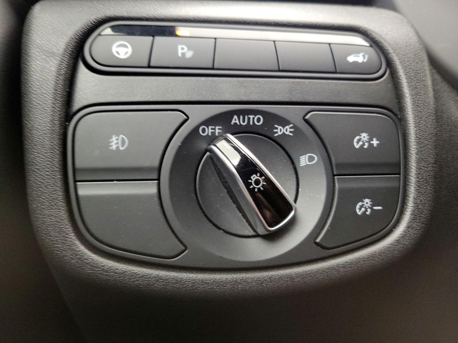 Thumbnail: 2023 INFINITI QX55 - 13