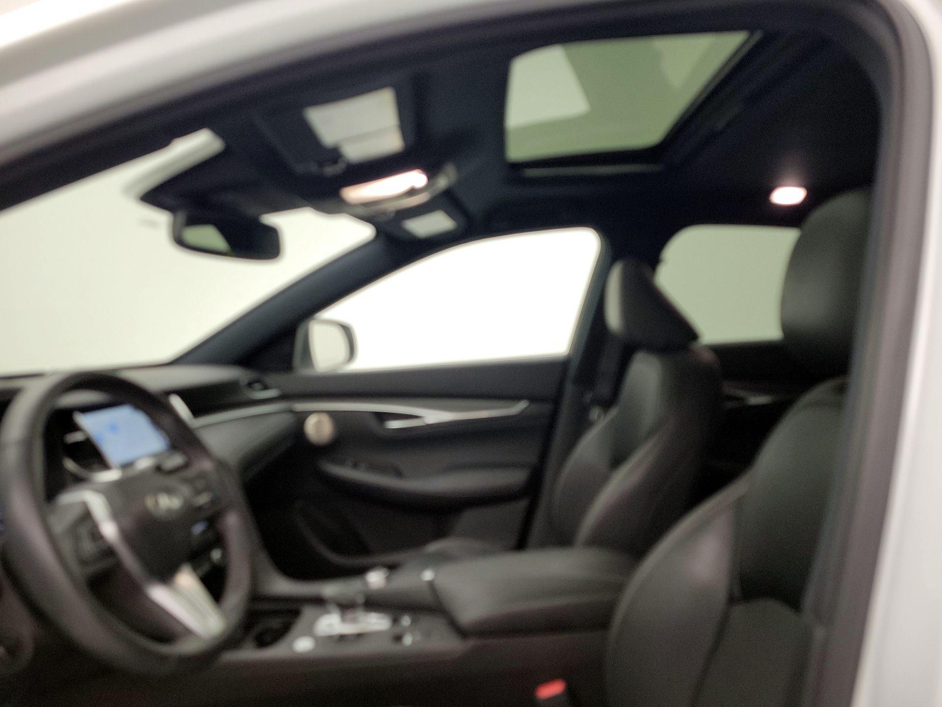 Thumbnail: 2023 INFINITI QX55 - 20