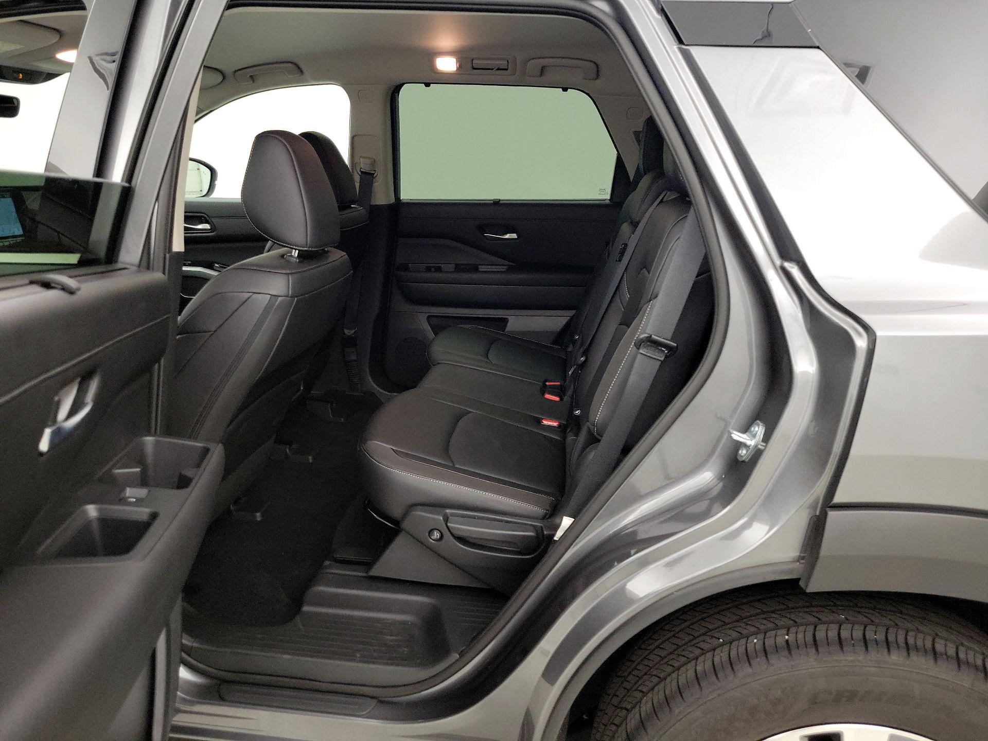 Thumbnail: 2025 Nissan Pathfinder - 20