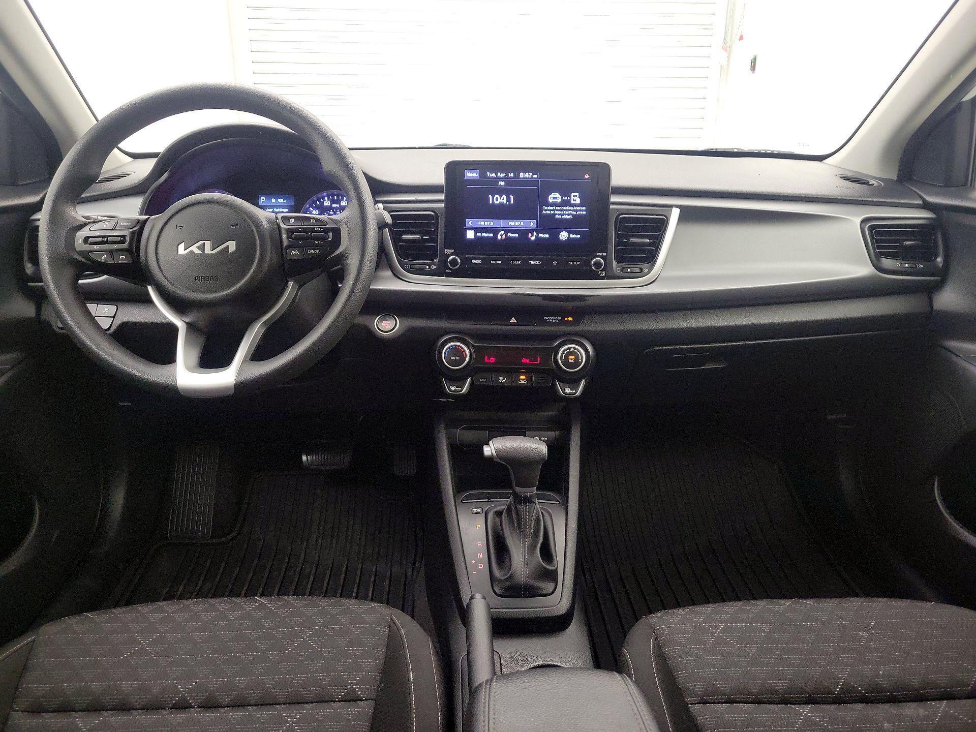 Thumbnail: 2023 Kia Rio - 9