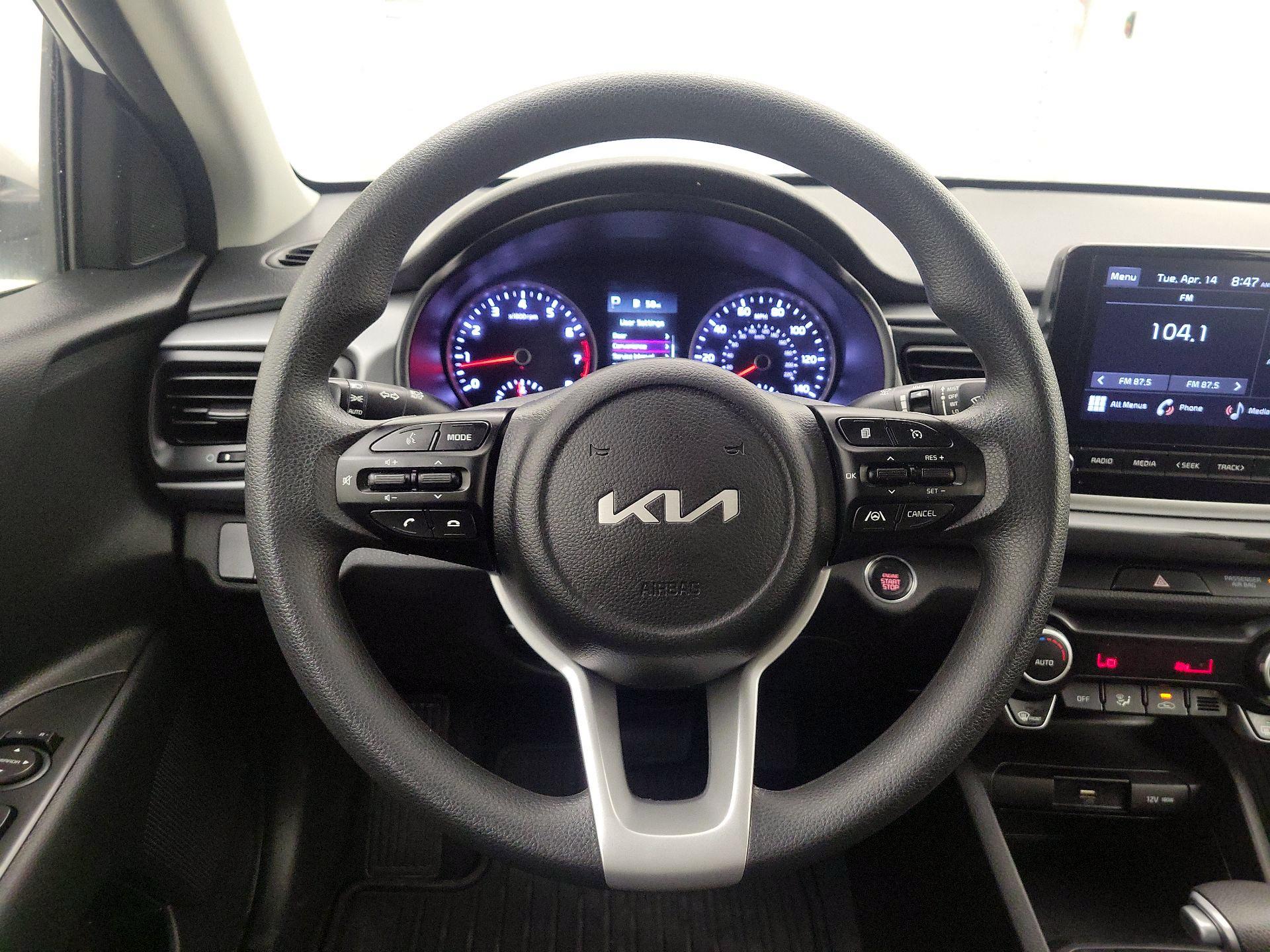 Thumbnail: 2023 Kia Rio - 10