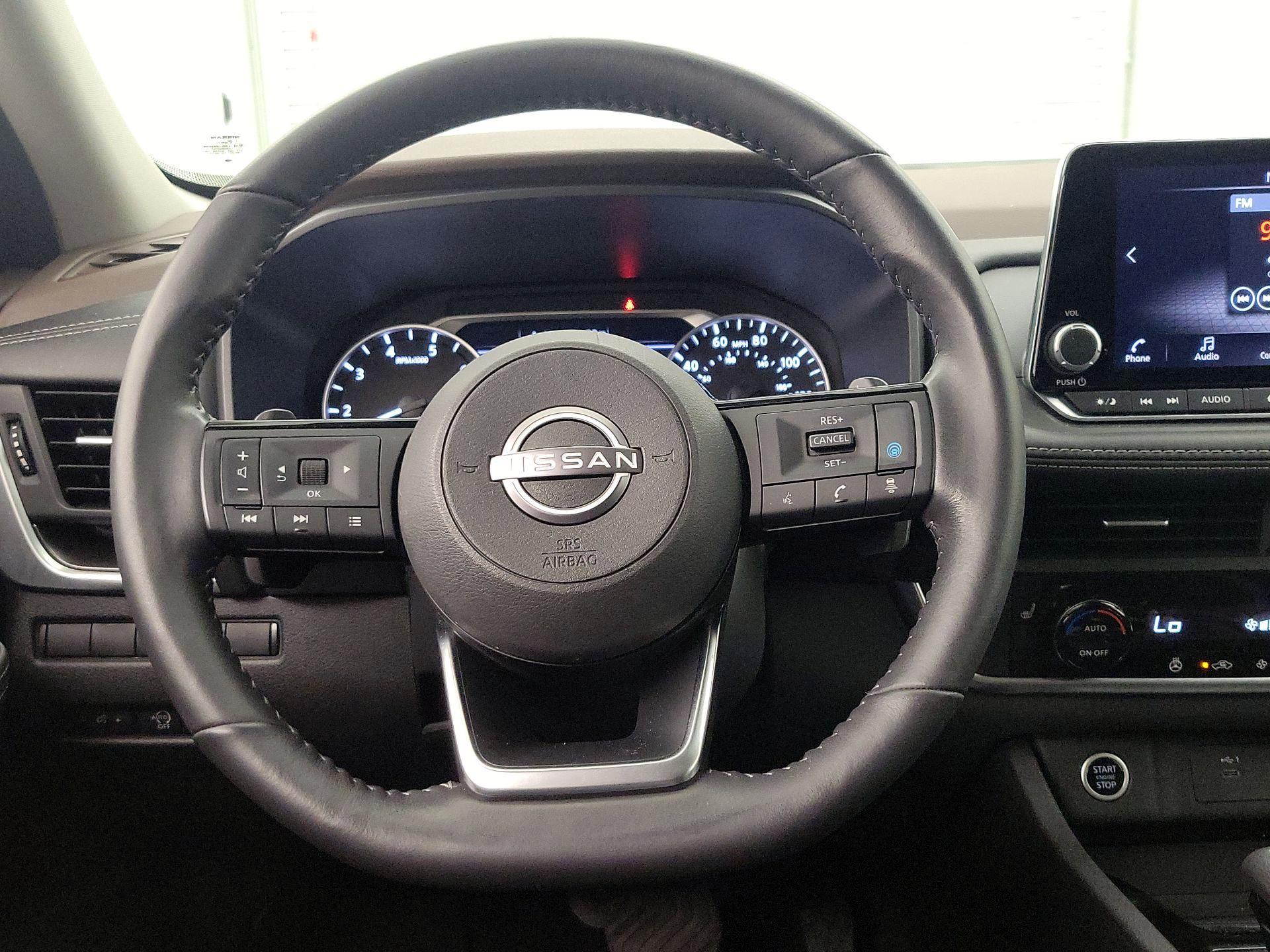 Thumbnail: 2023 Nissan Rogue - 10