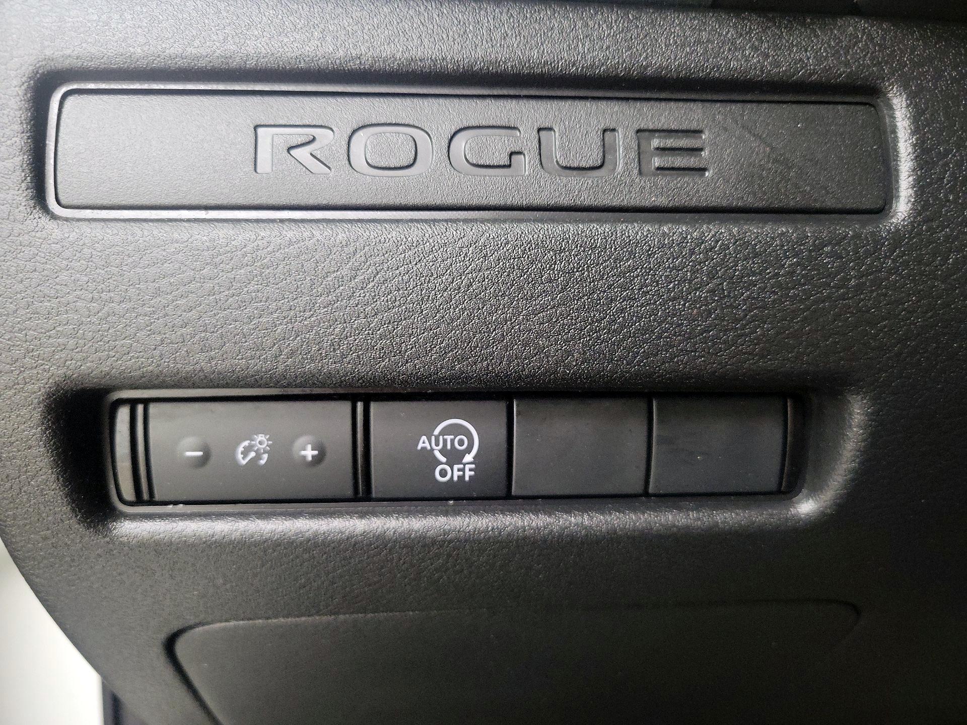 Thumbnail: 2023 Nissan Rogue - 13