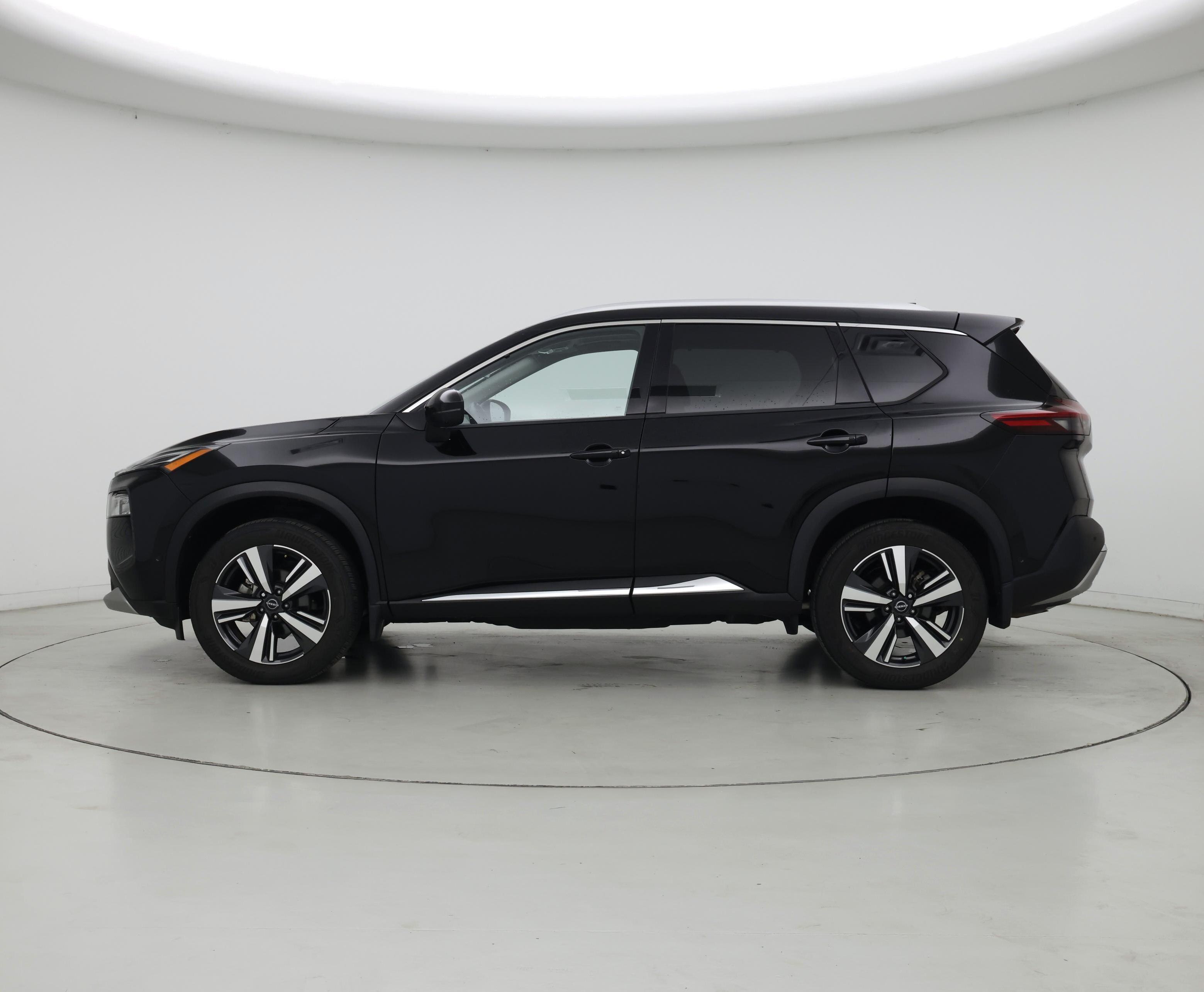 Thumbnail: 2023 Nissan Rogue - 3