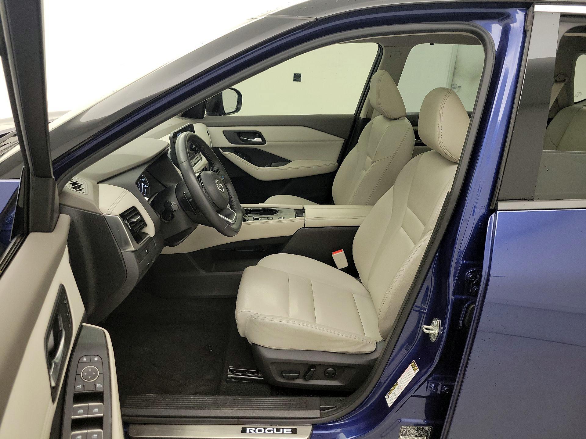 Thumbnail: 2023 Nissan Rogue - 11