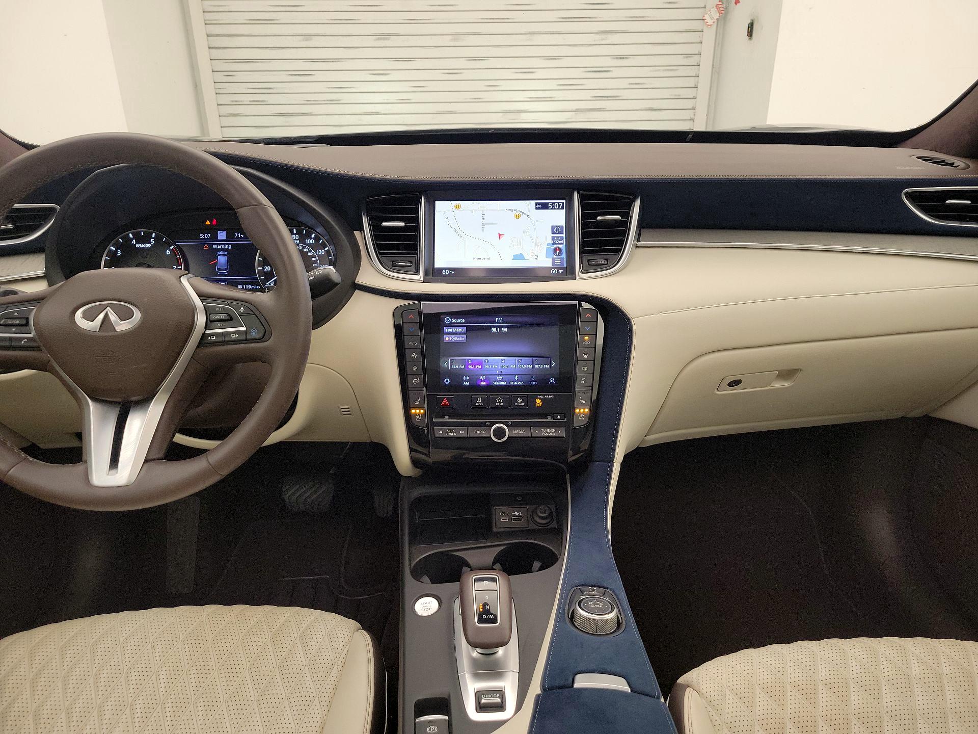 Thumbnail: 2023 INFINITI QX50 - 9